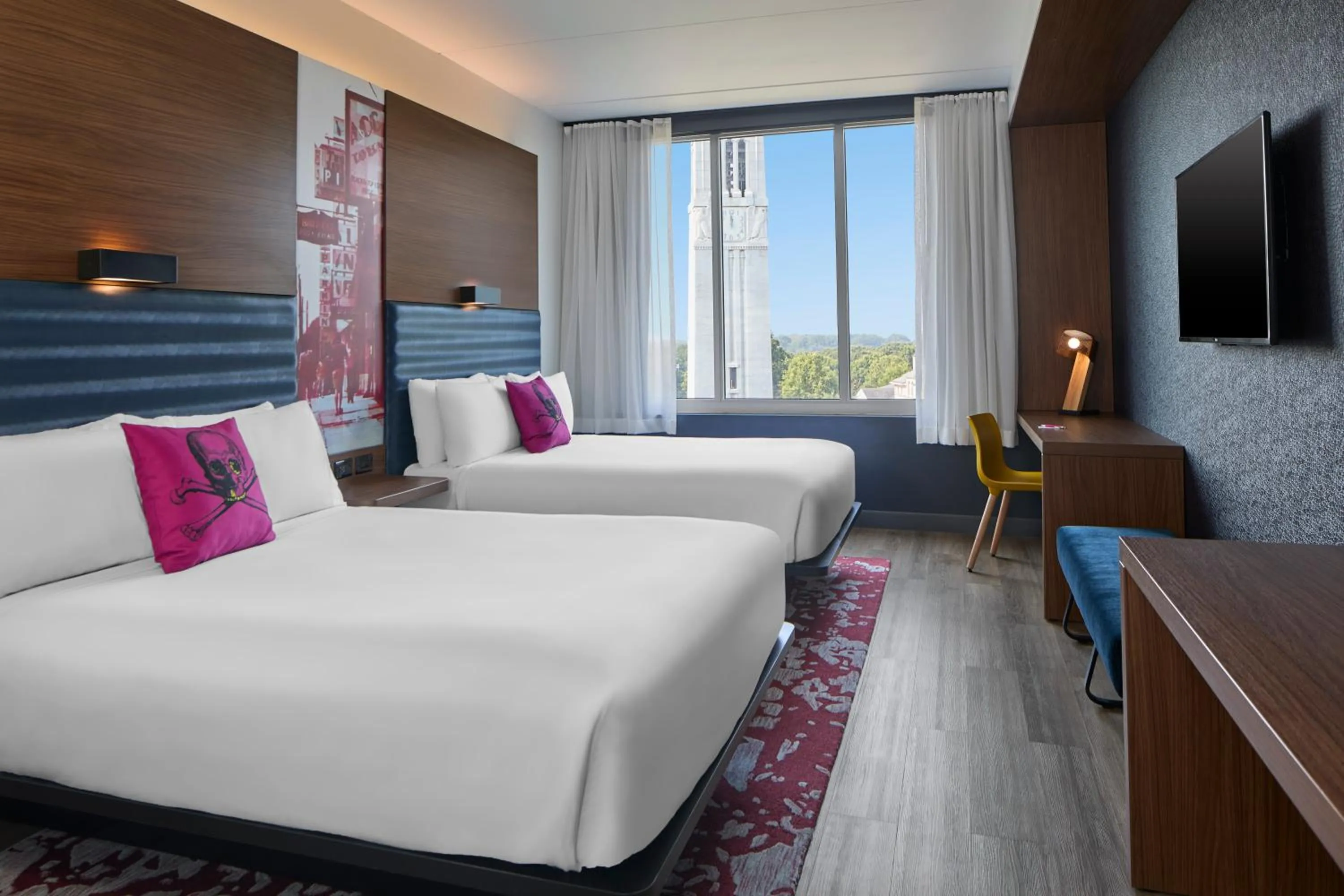 Bed in Aloft Raleigh