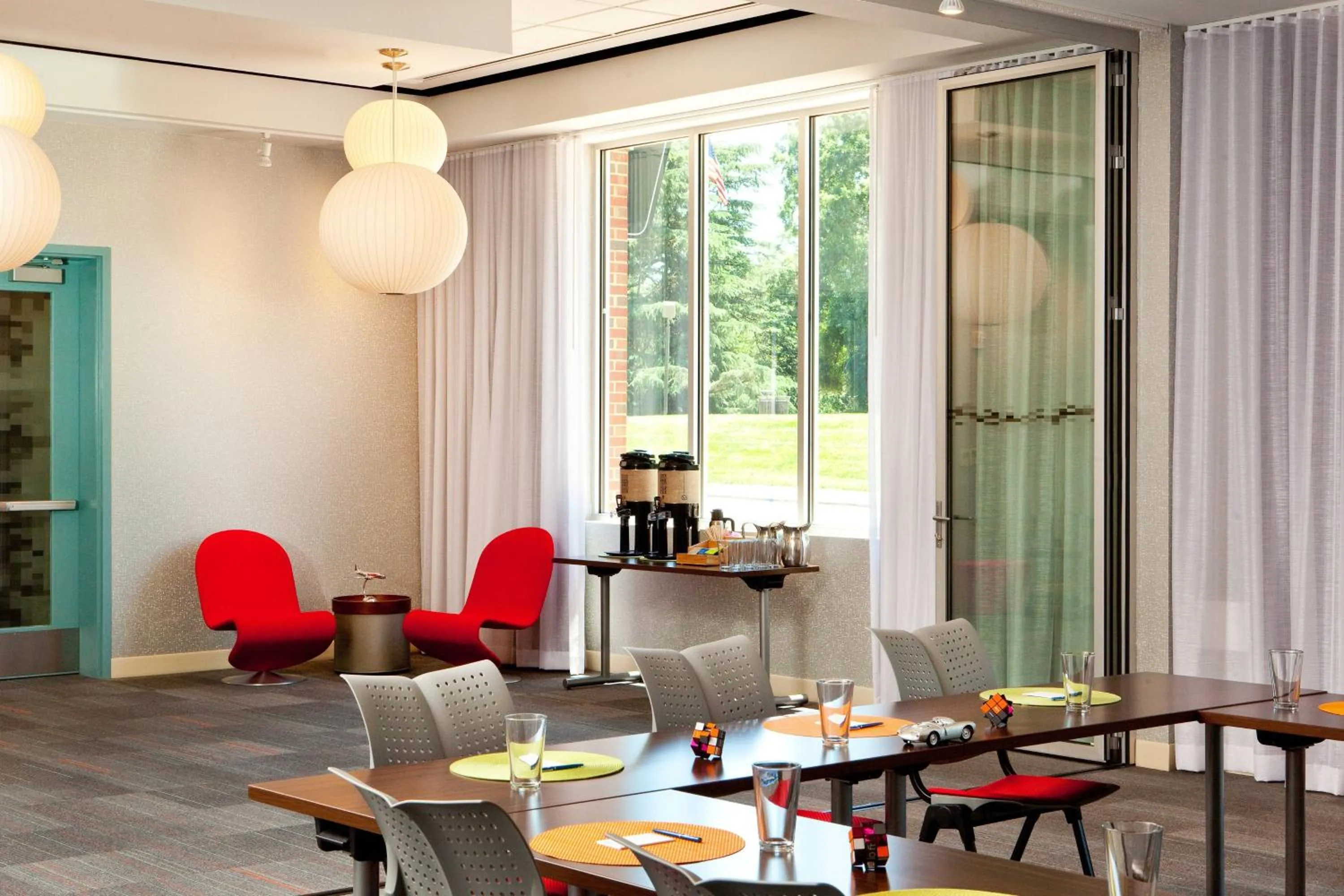 Meeting/conference room in Aloft Raleigh