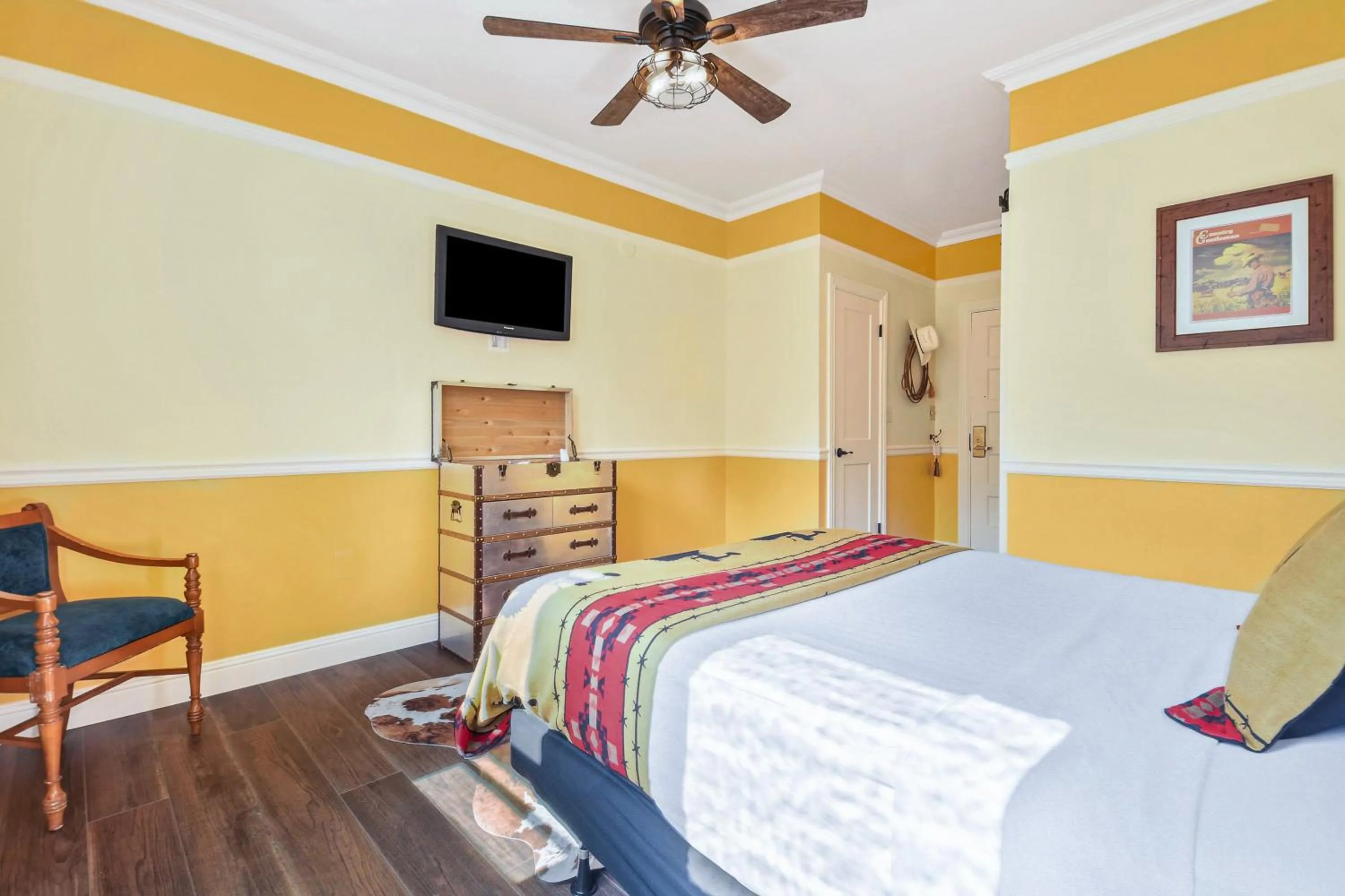 Photo of the whole room in Hotel St Michael, BW Premier Collection