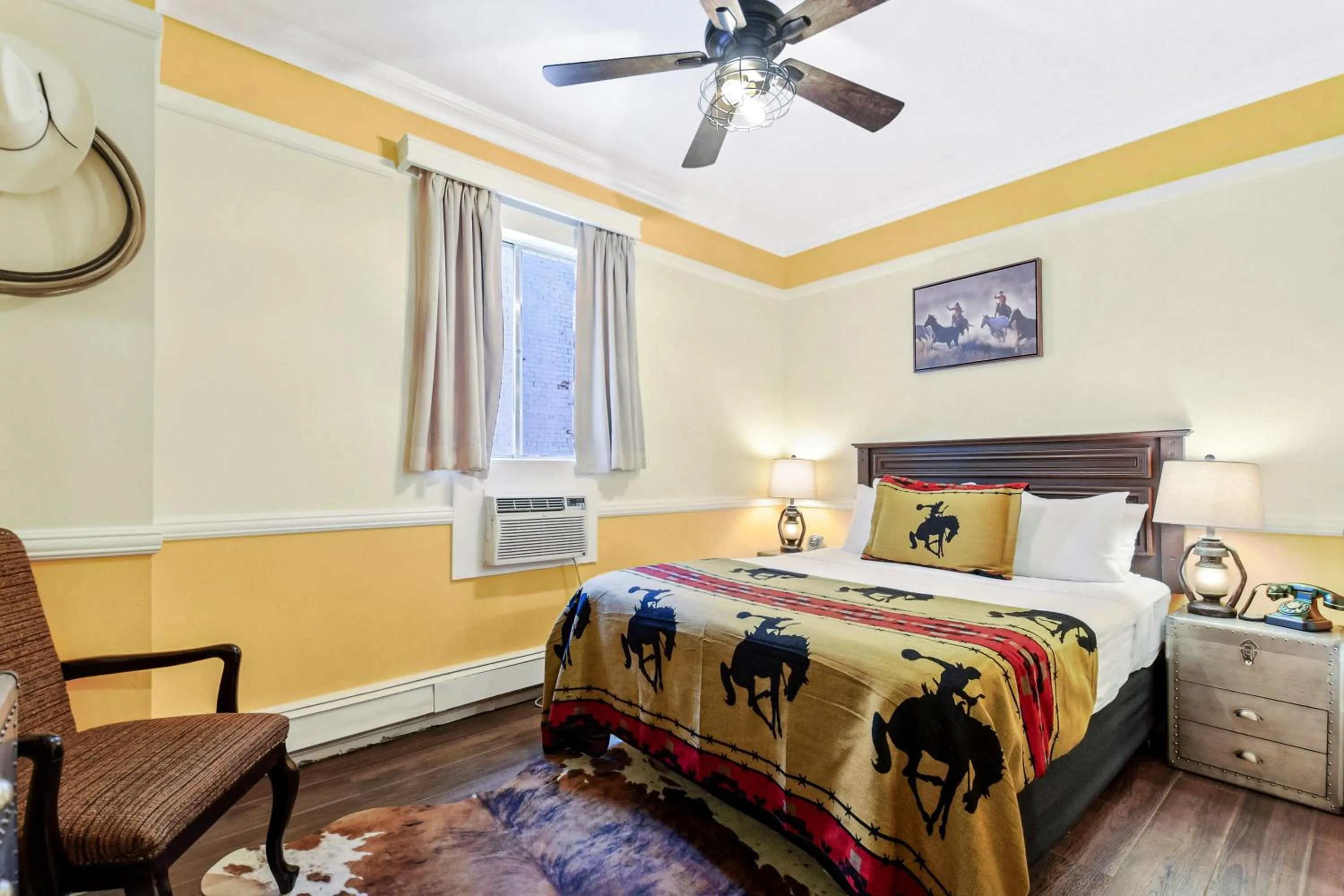 Photo of the whole room in Hotel St Michael, BW Premier Collection