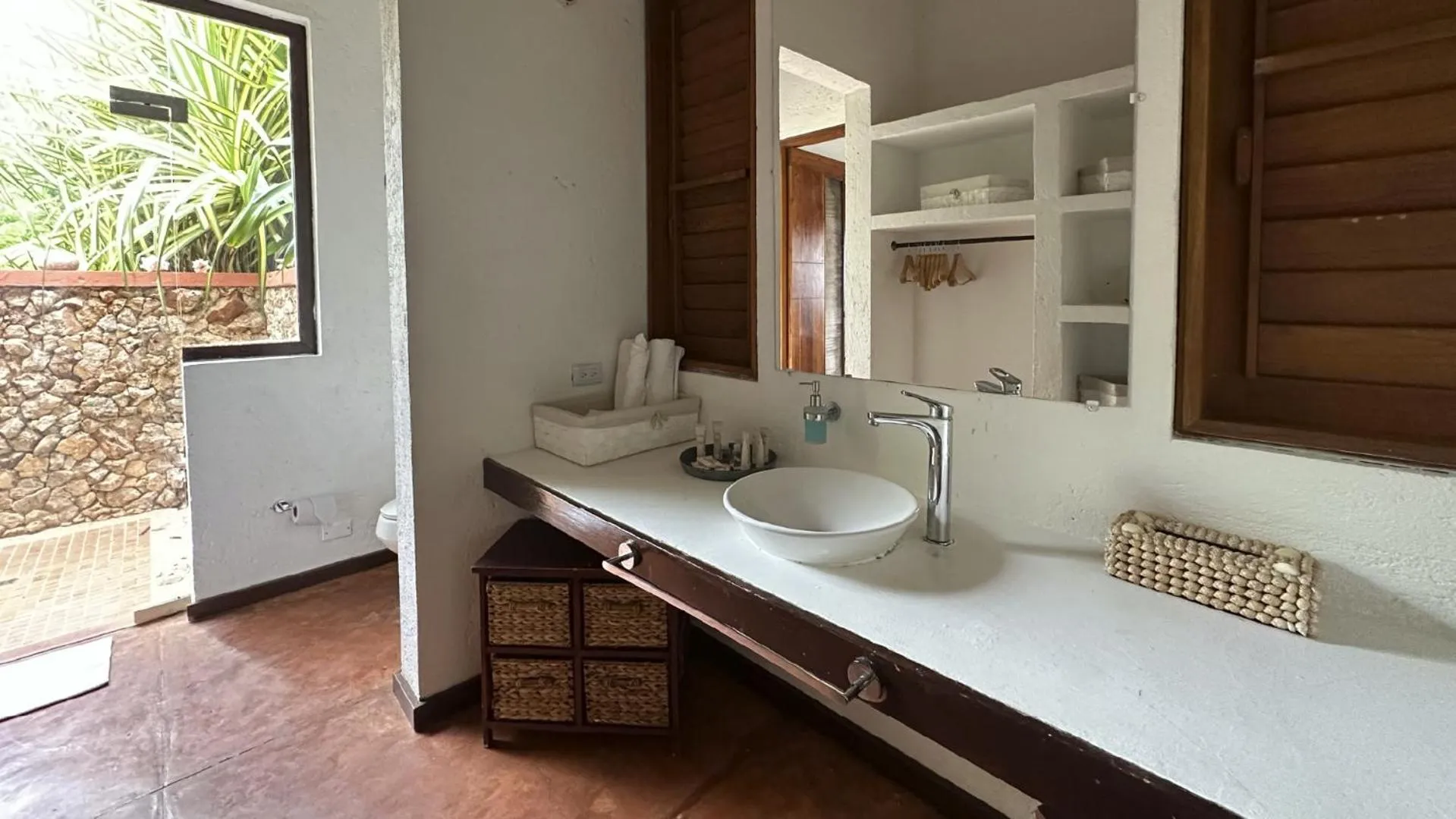 Bathroom in Hotel Acantilado de La Tierra by On vacation