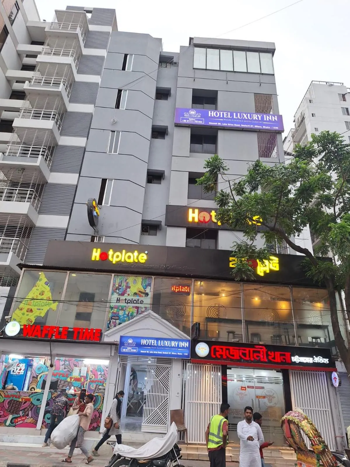 Hotel Luxury Inn