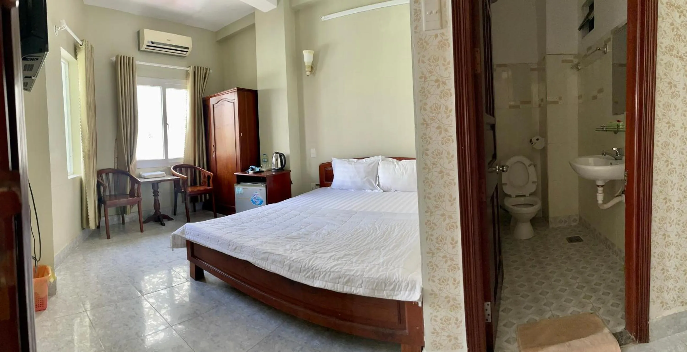 Bed in Thuy Van Hotel