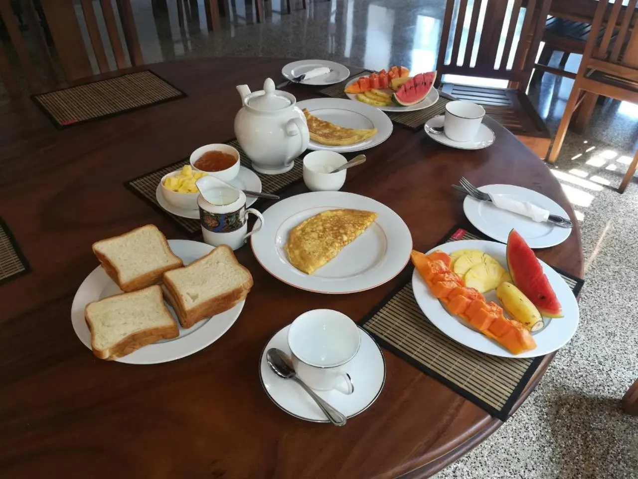 Breakfast in Sunset Fort Galle