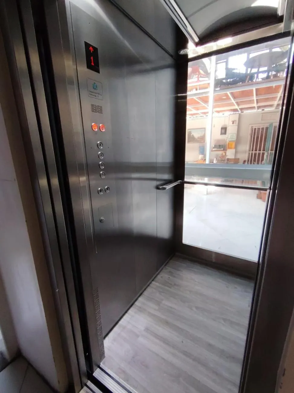 elevator in Hotel Cano