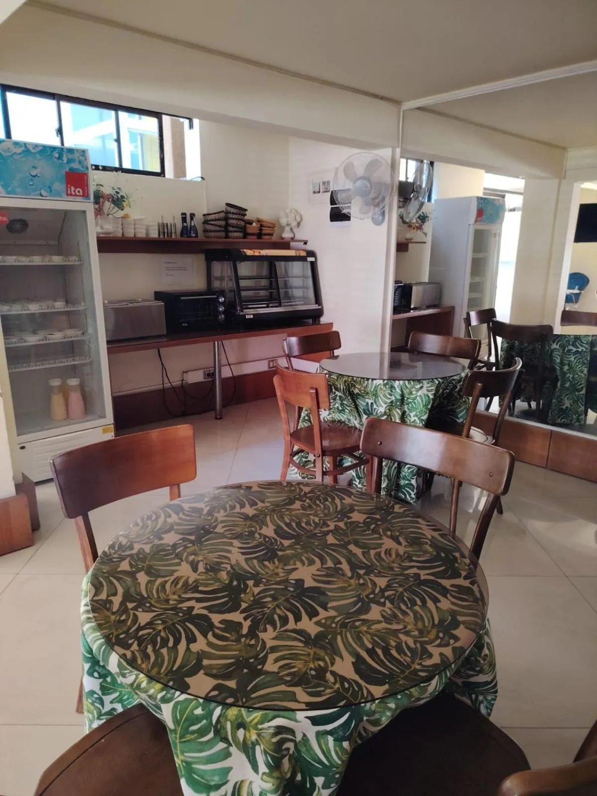 Dining area in Hotel Cano