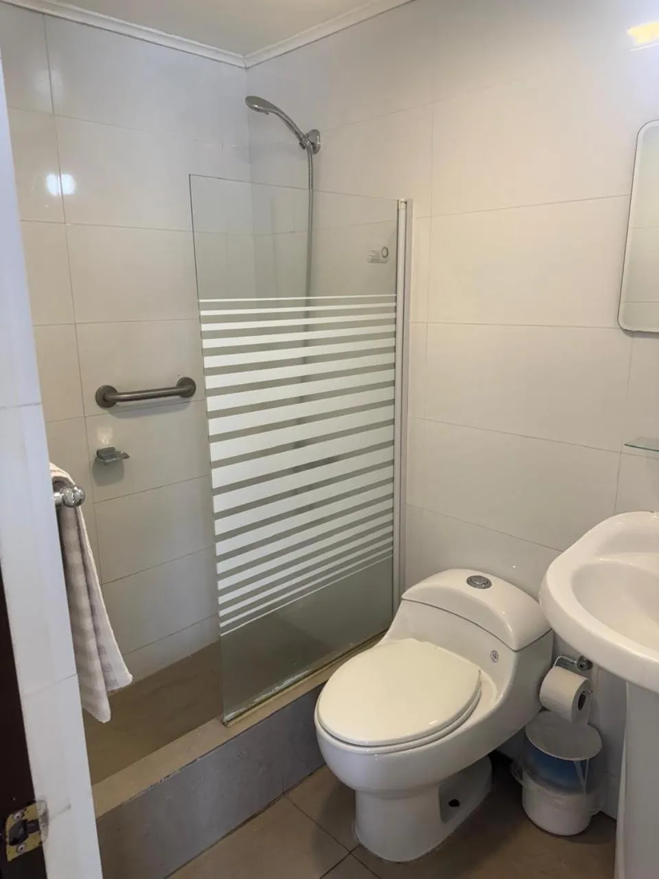 Shower in Hotel Cano