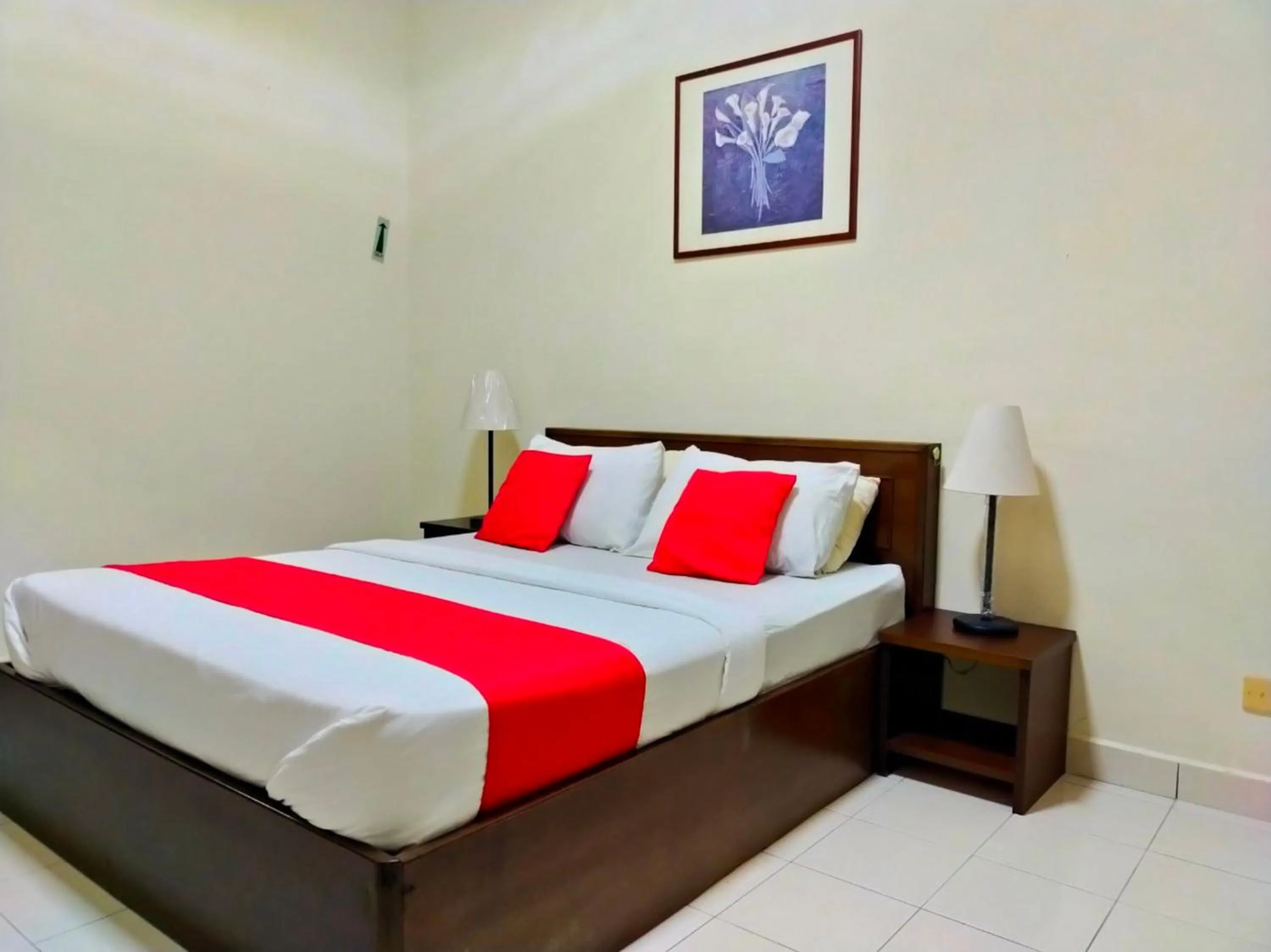Bedroom in Capital O Suria Urban Escape