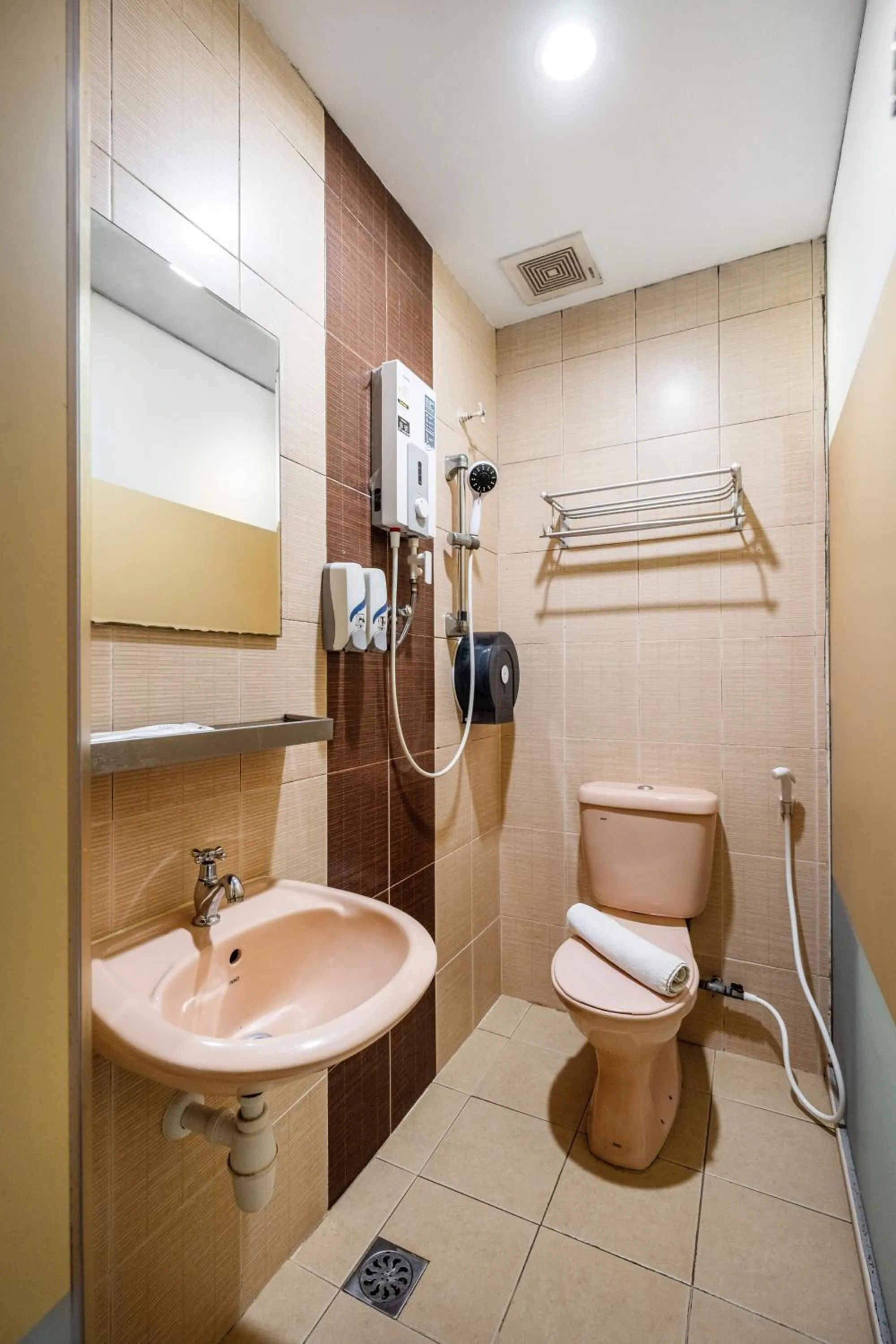 Lavender Inn Permas Jaya