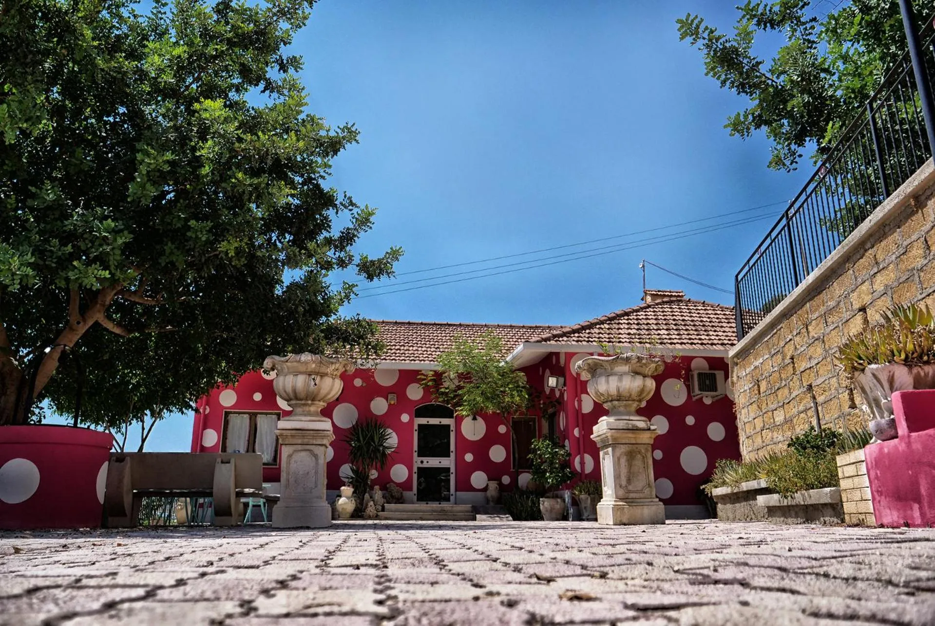 Facade/entrance in B&B Vento di Scirocco
