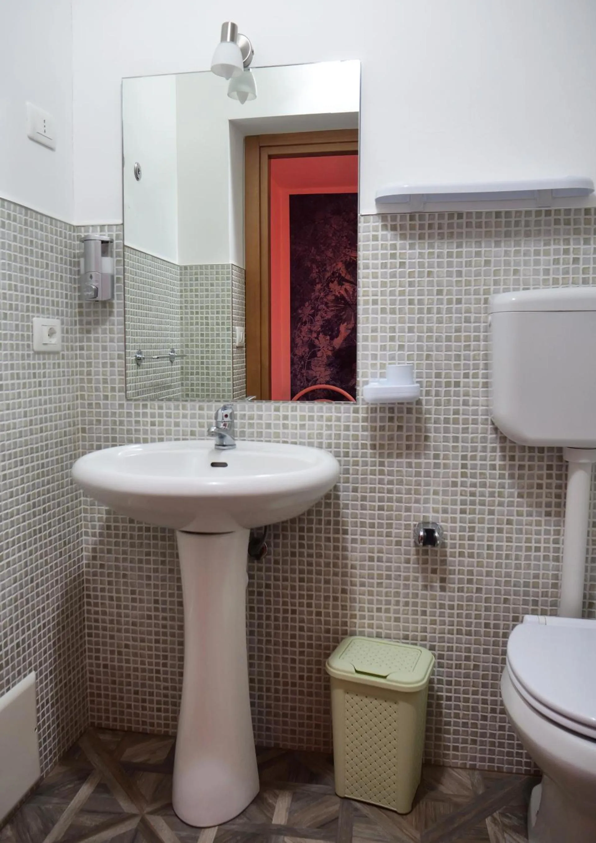 Bathroom in B&B Vento di Scirocco
