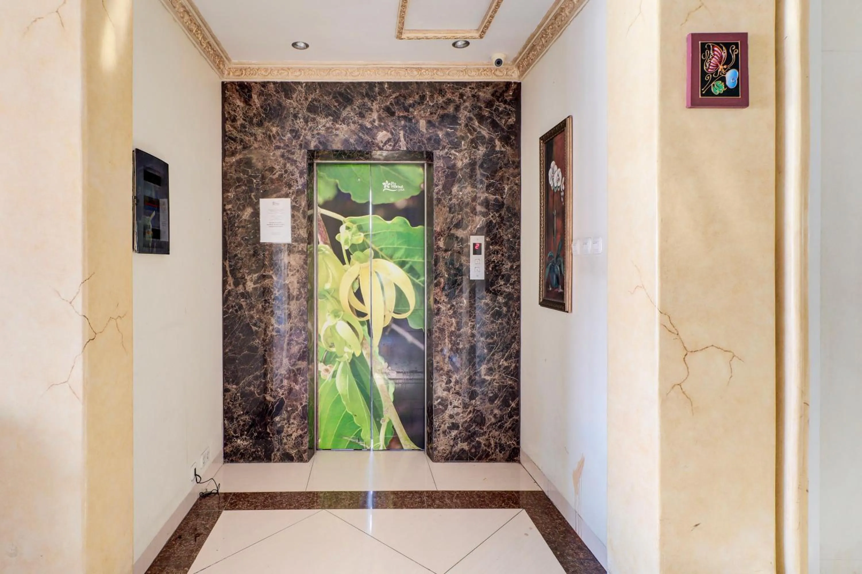 elevator in Hotel O My Home@Bali