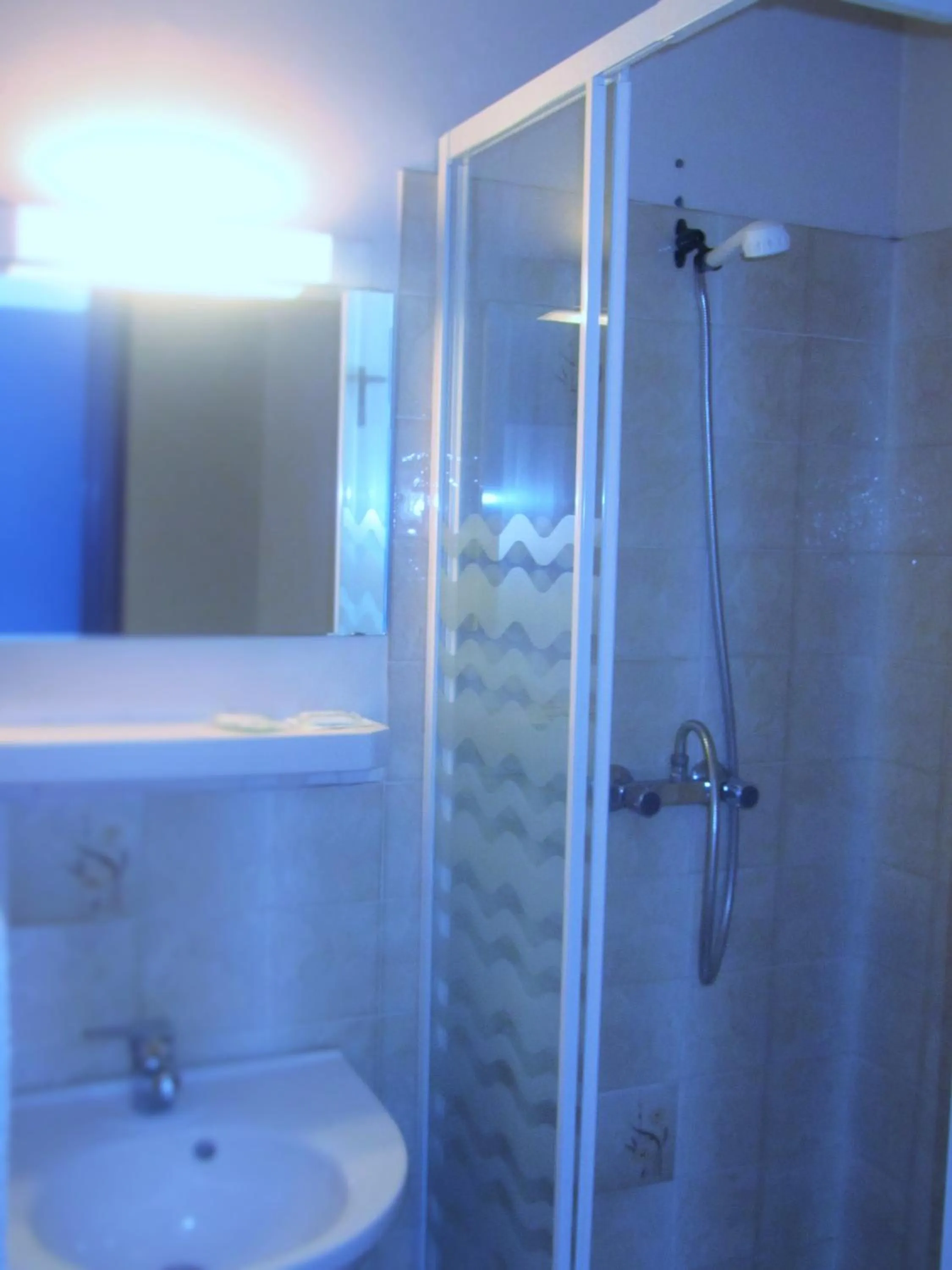 Bathroom in Hôtel Duchesse Anne