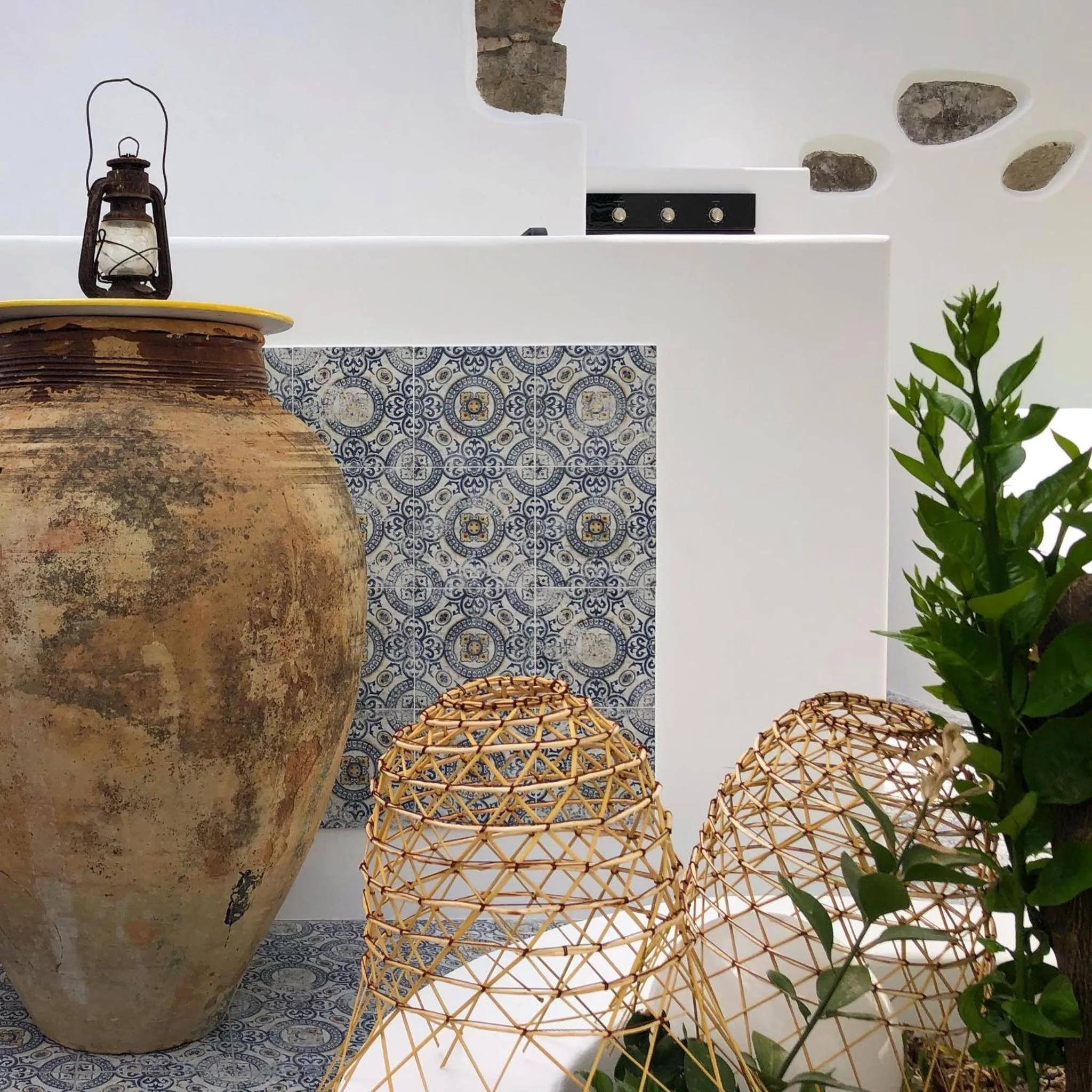 Breakfast in Punta Sallustro Lipari