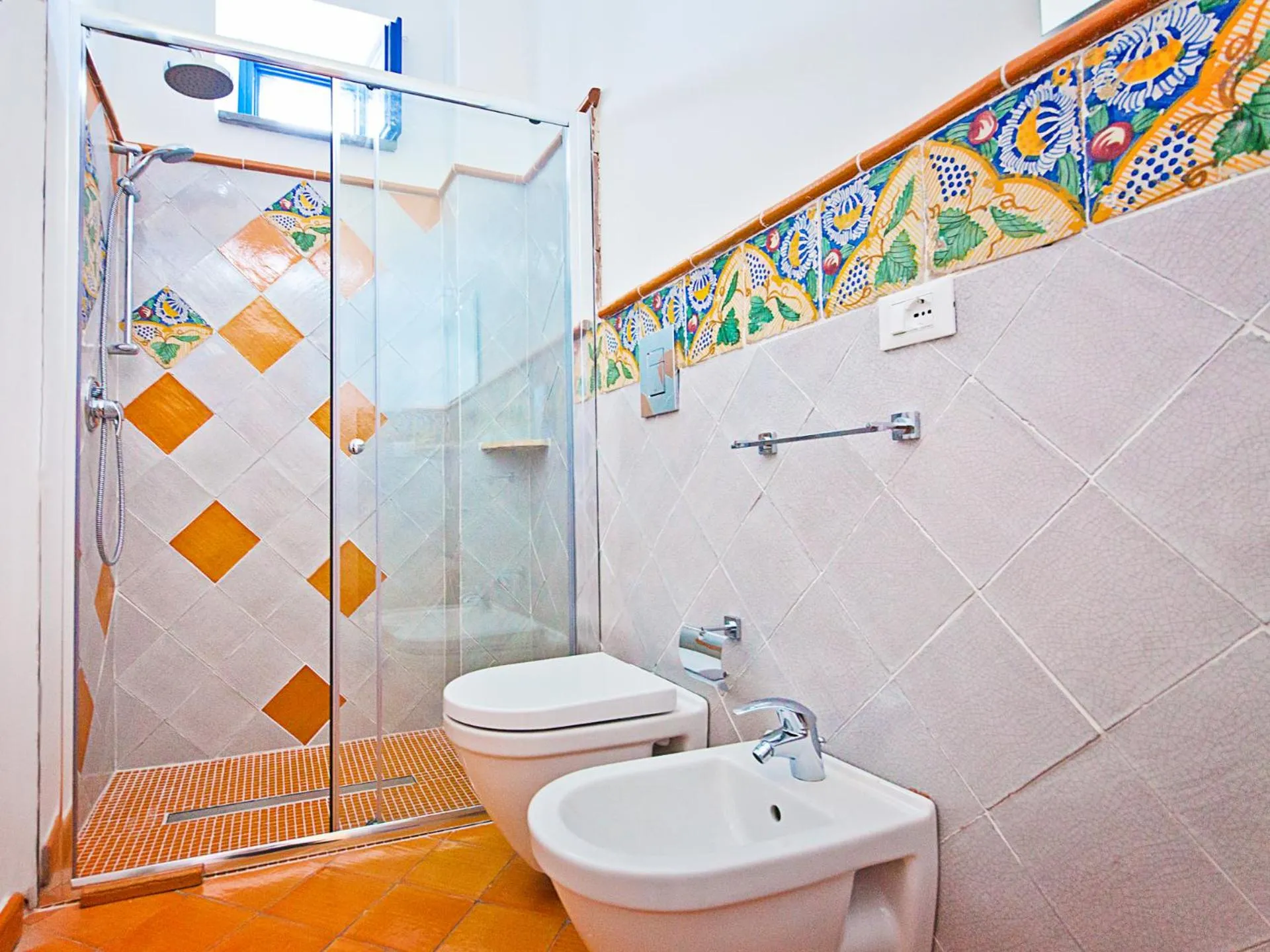 Bathroom in Punta Sallustro Lipari
