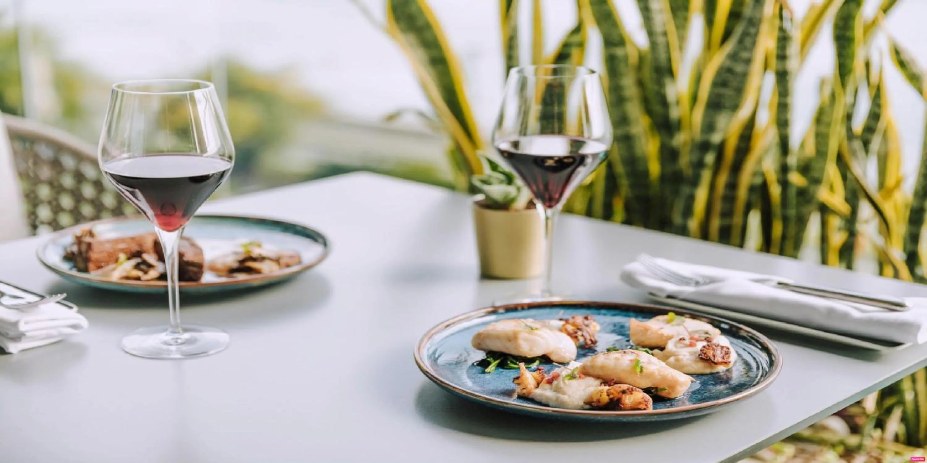 Restaurant/places to eat in InterContinental Cascais-Estoril by IHG