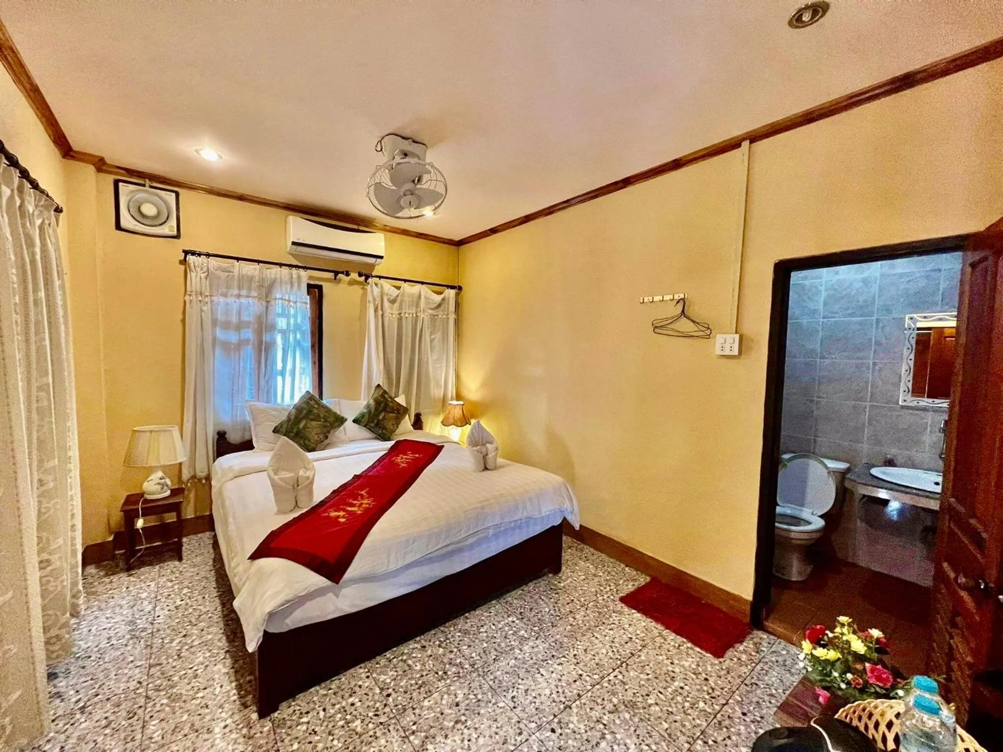 Bed in Nocknoy Lanexang Guest House