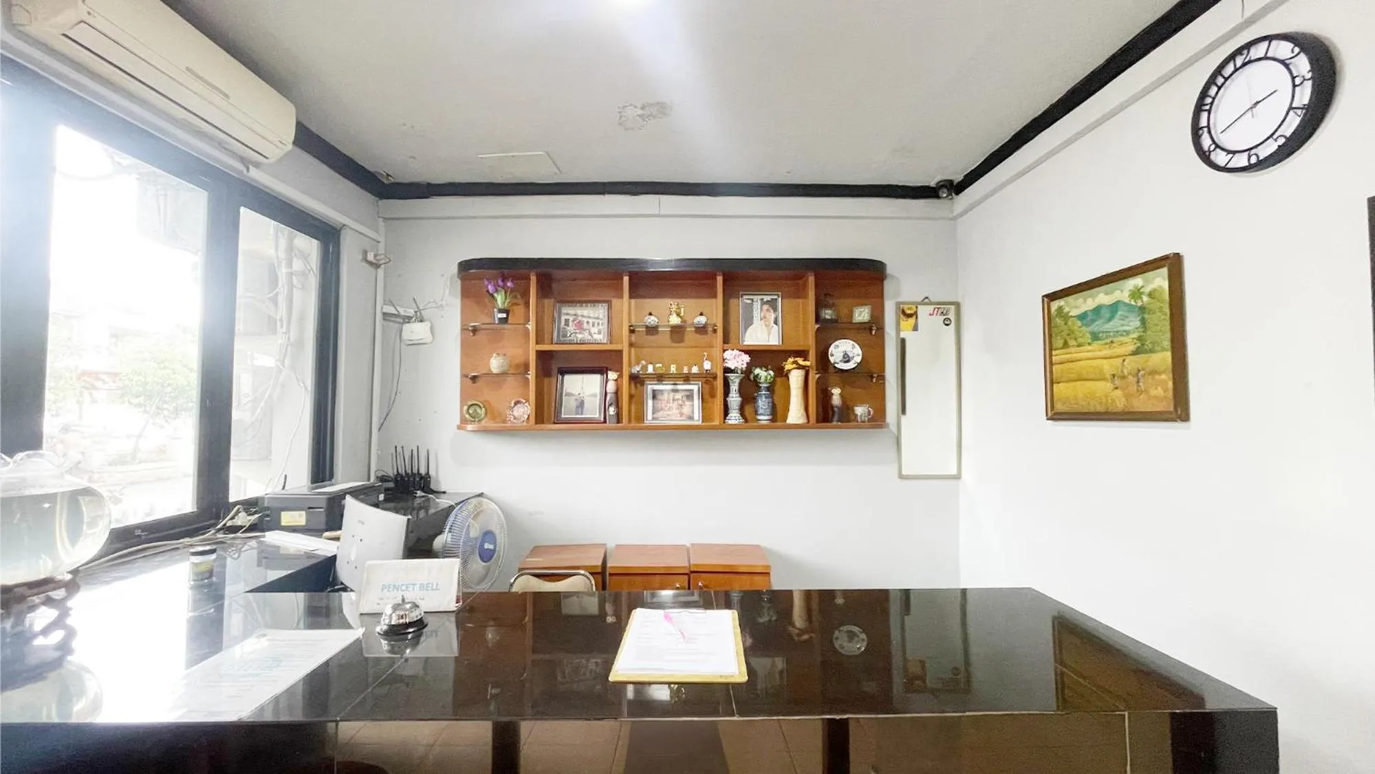 Lobby or reception in Bang Day Residence by Ruumu