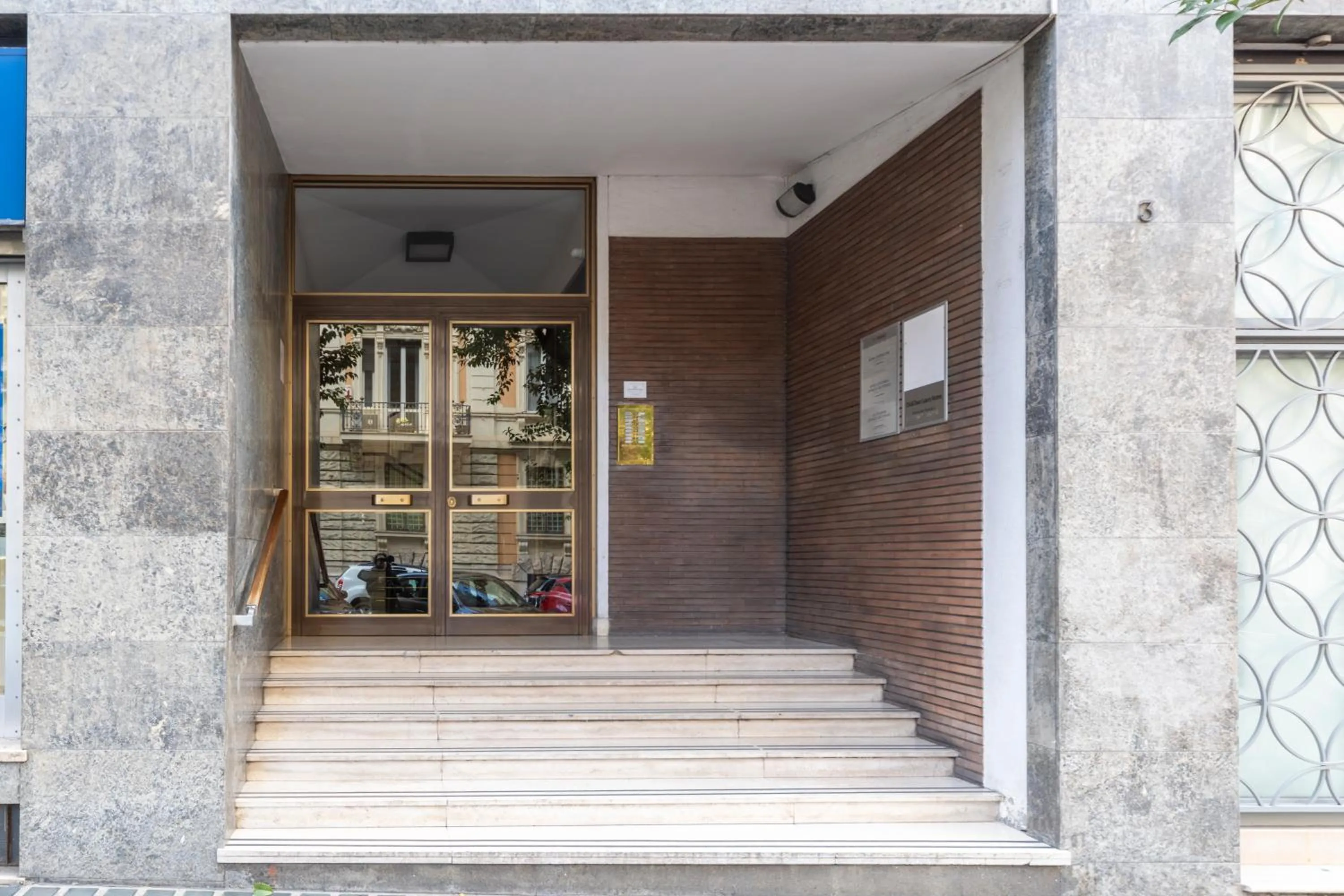 Facade/entrance in Chic&Town Luxury Rooms Piazza del Popolo