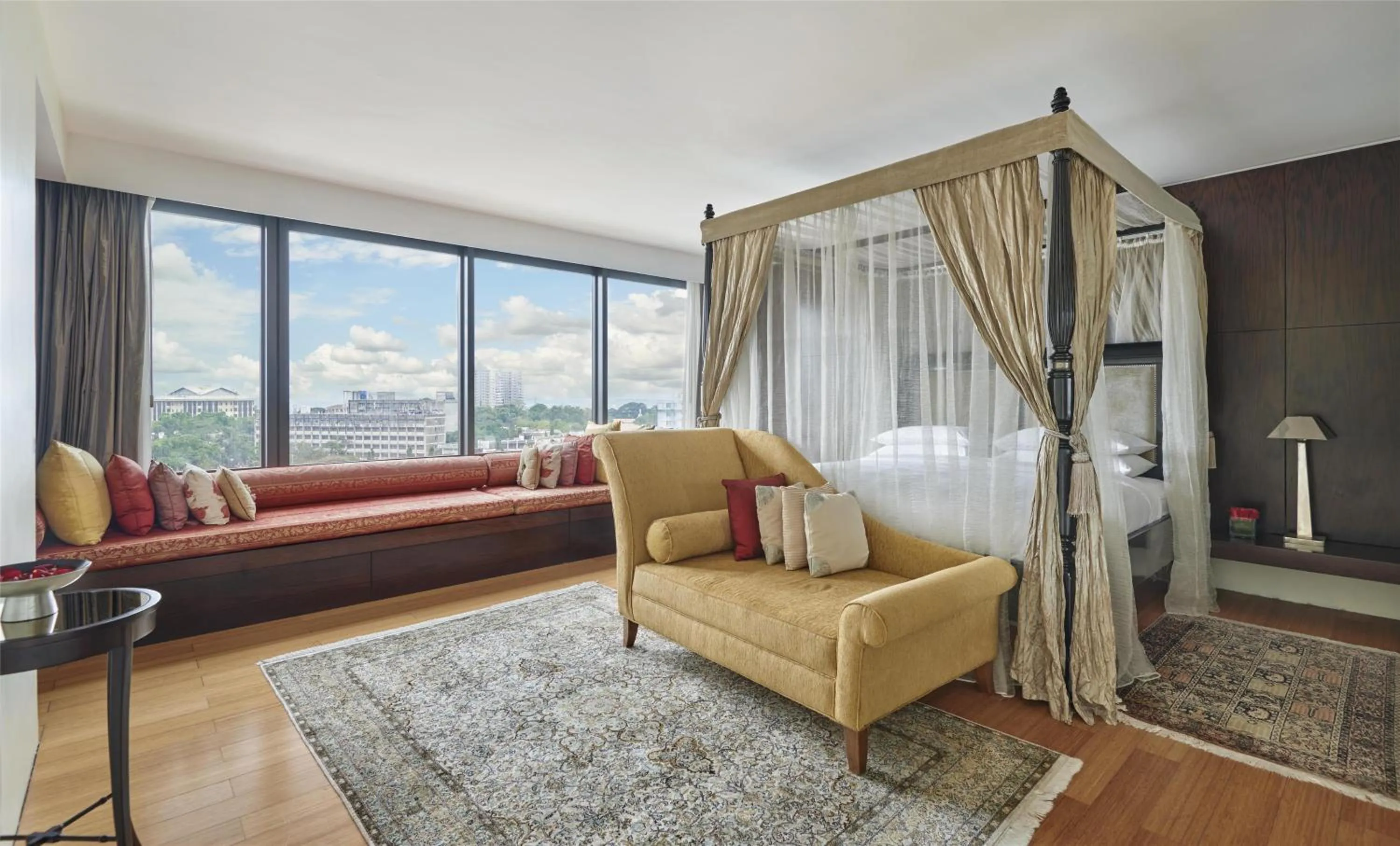 Photo of the whole room, Bed in Hyatt Regency Dar es Salaam, The Kilimanjaro