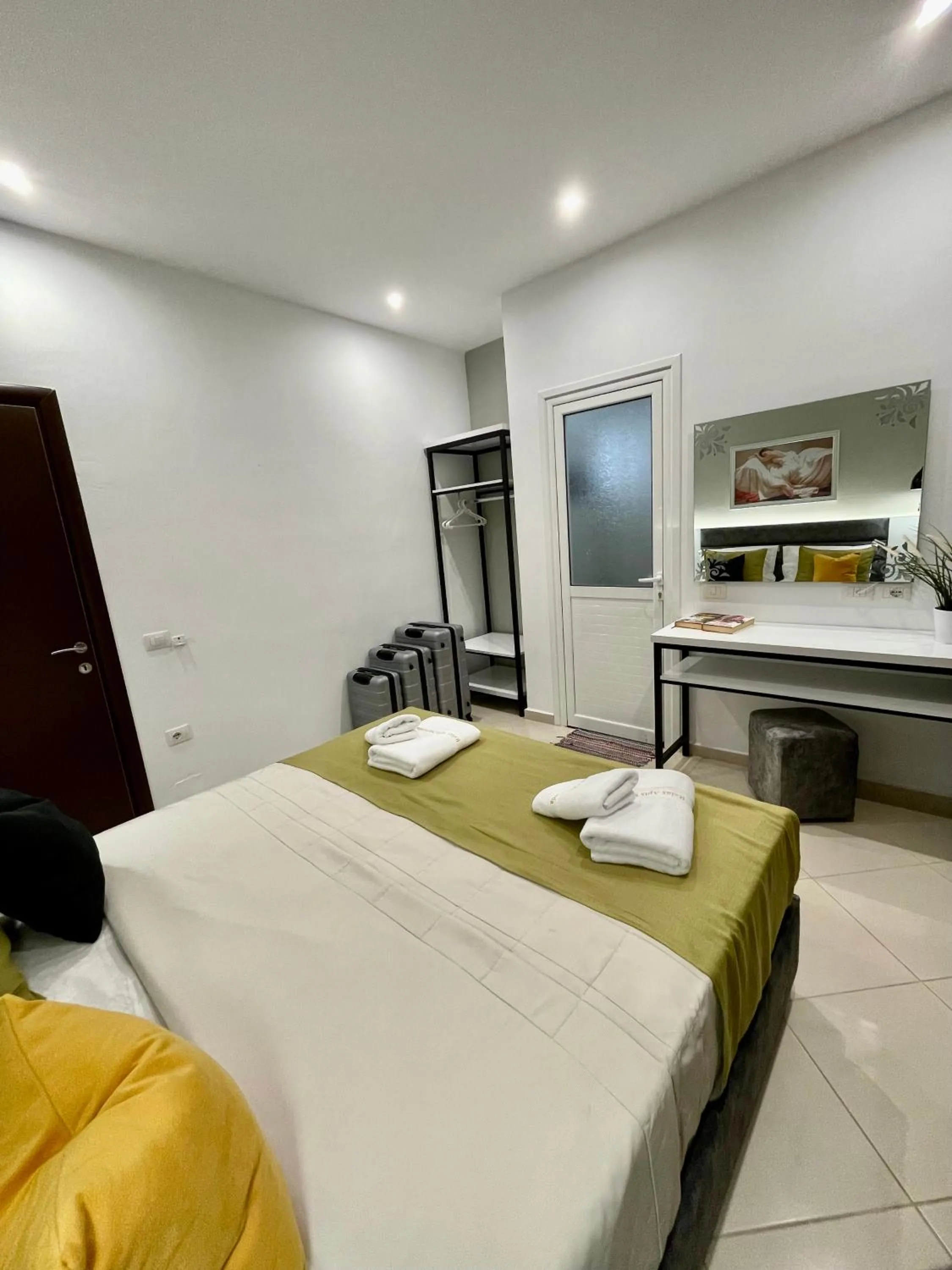 Bed in Relax Apts Saranda