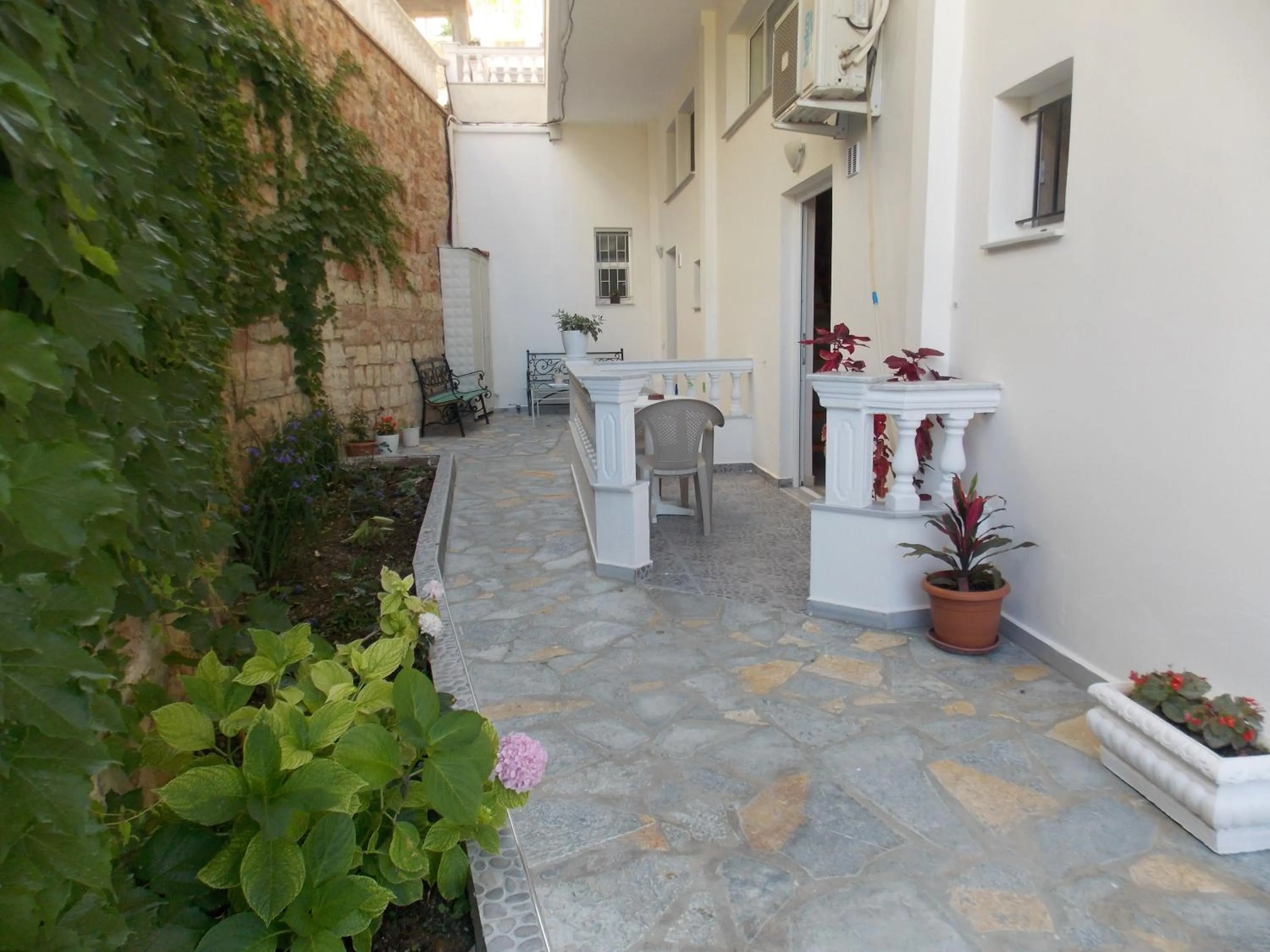 Facade/entrance in Relax Apts Saranda