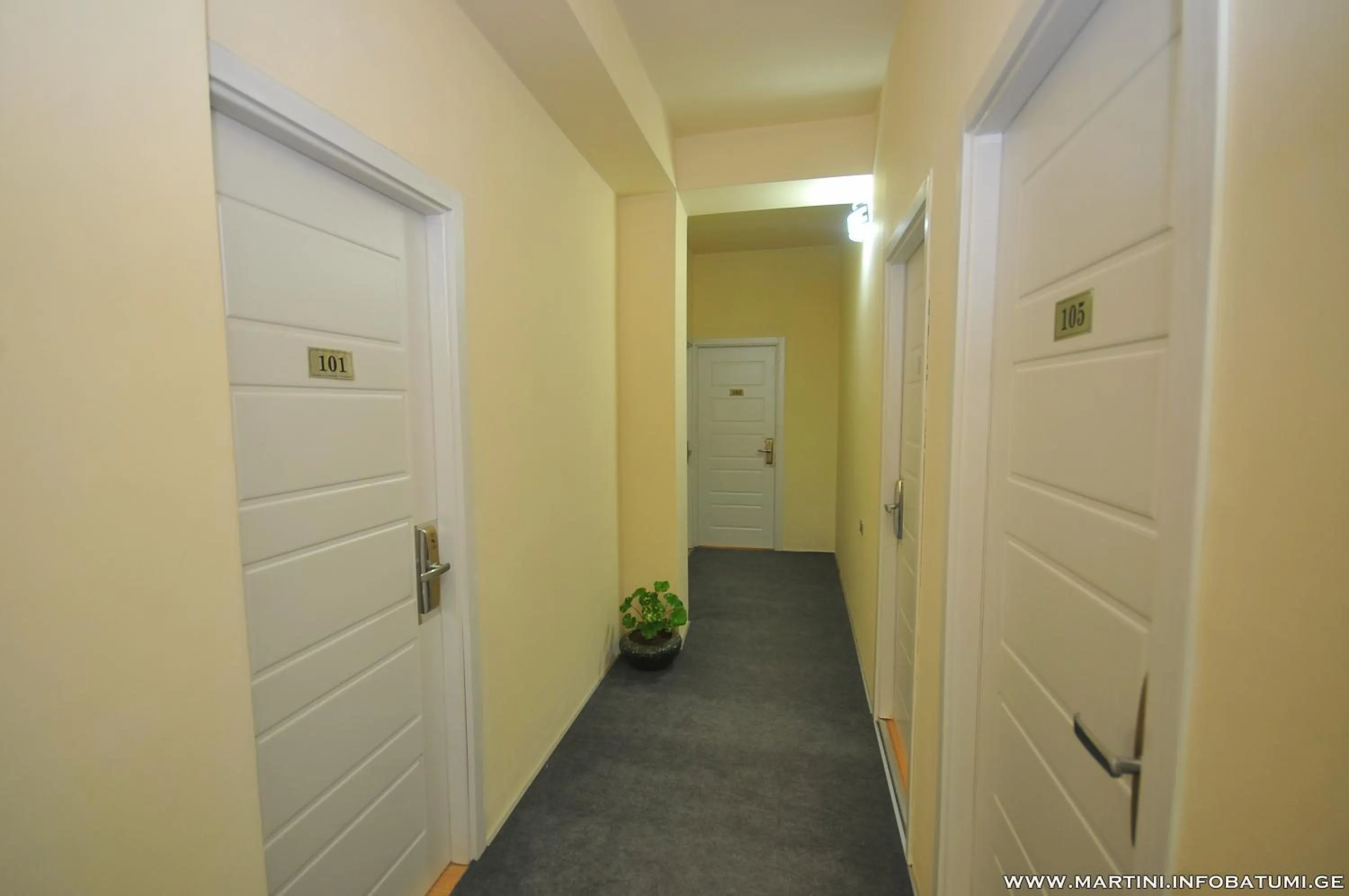 Photo of the whole room in Hotel Martini Kvariati