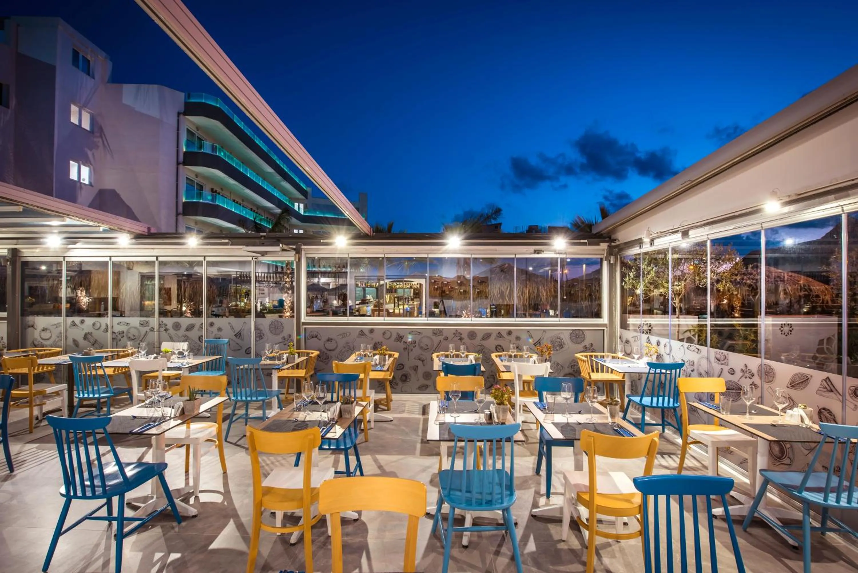 Restaurant/places to eat in Infinity Blue Boutique Hotel & Spa - Adults Only