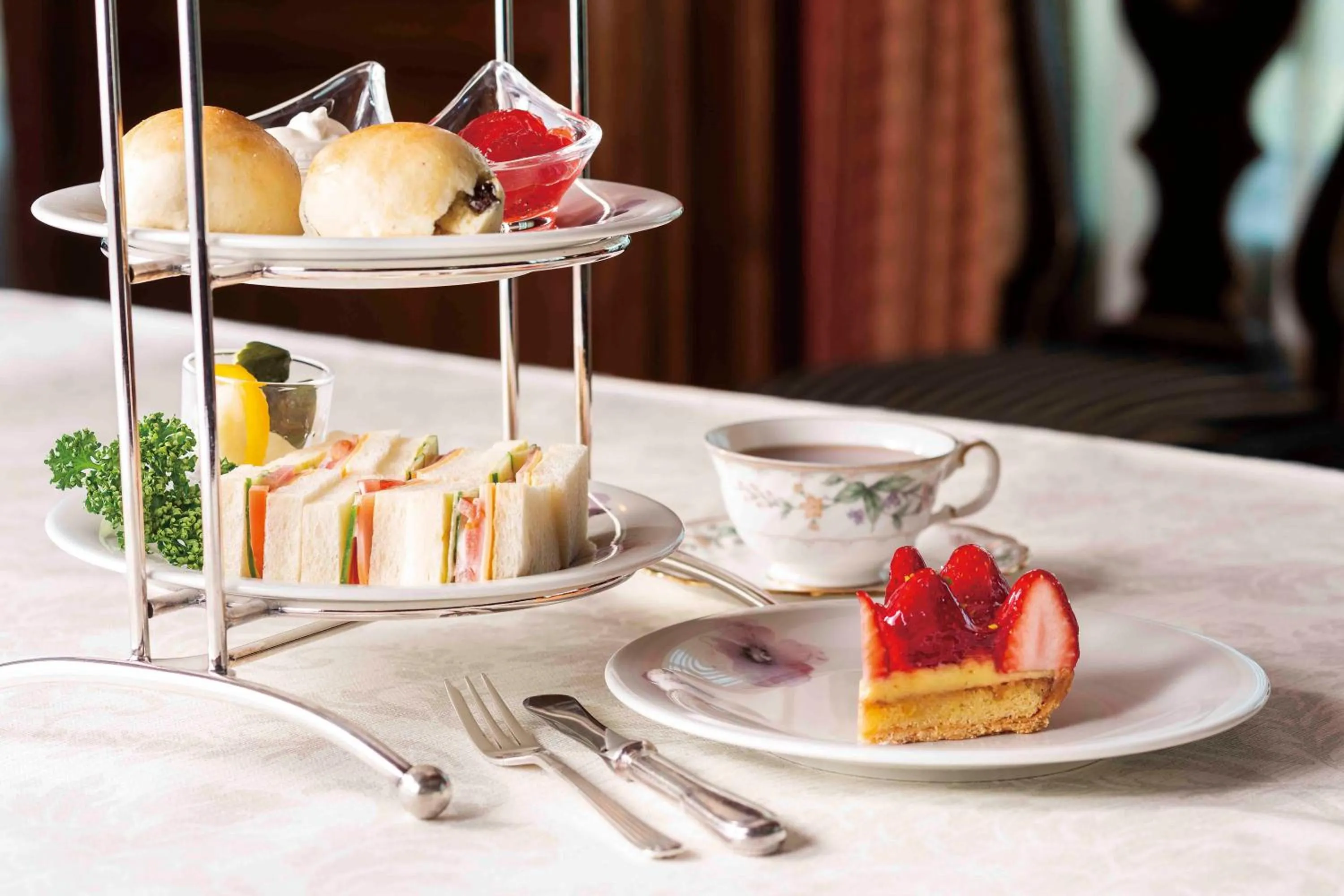 Food and drinks in Hotel The Manhattan