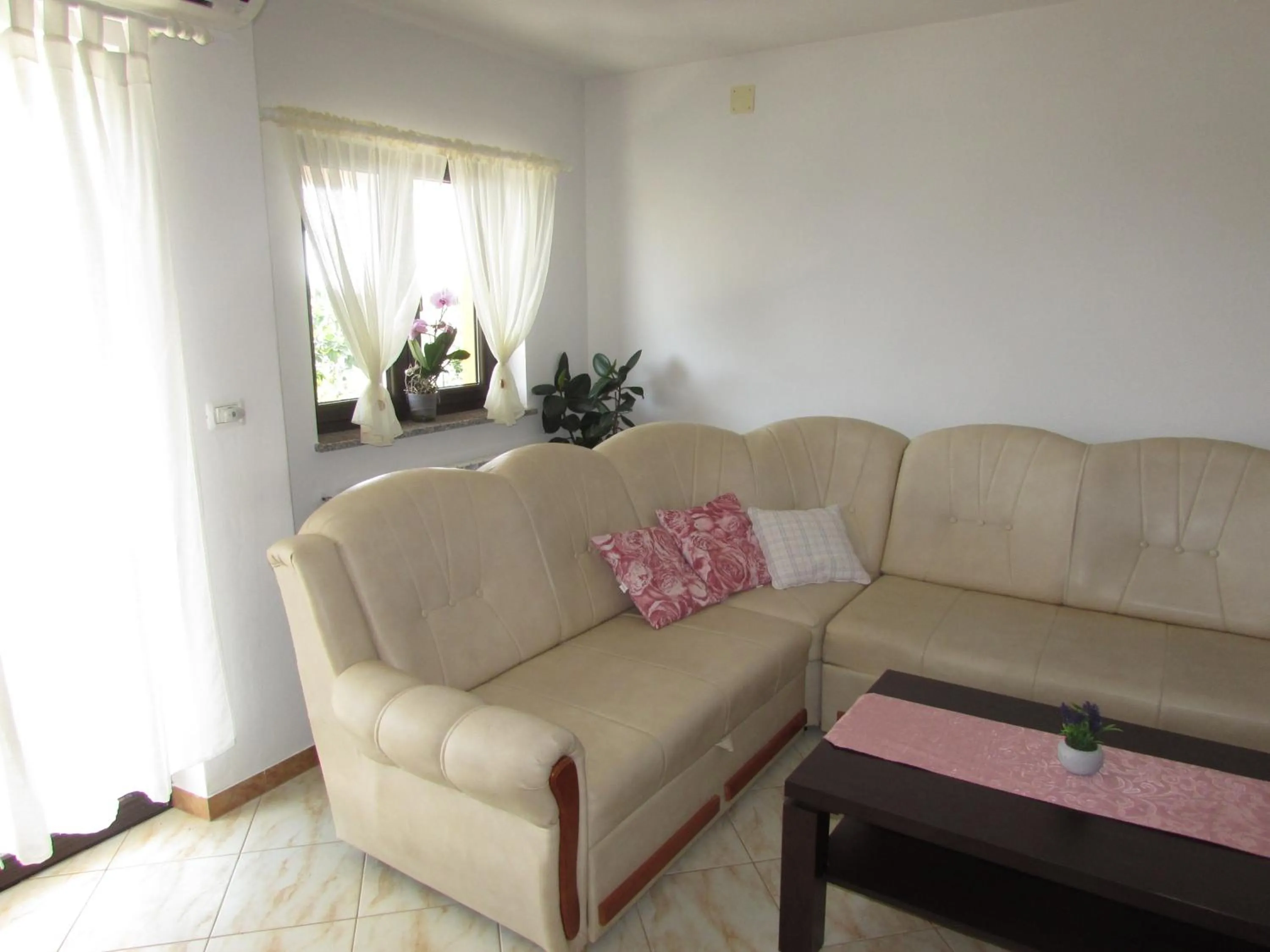Apartments Goga