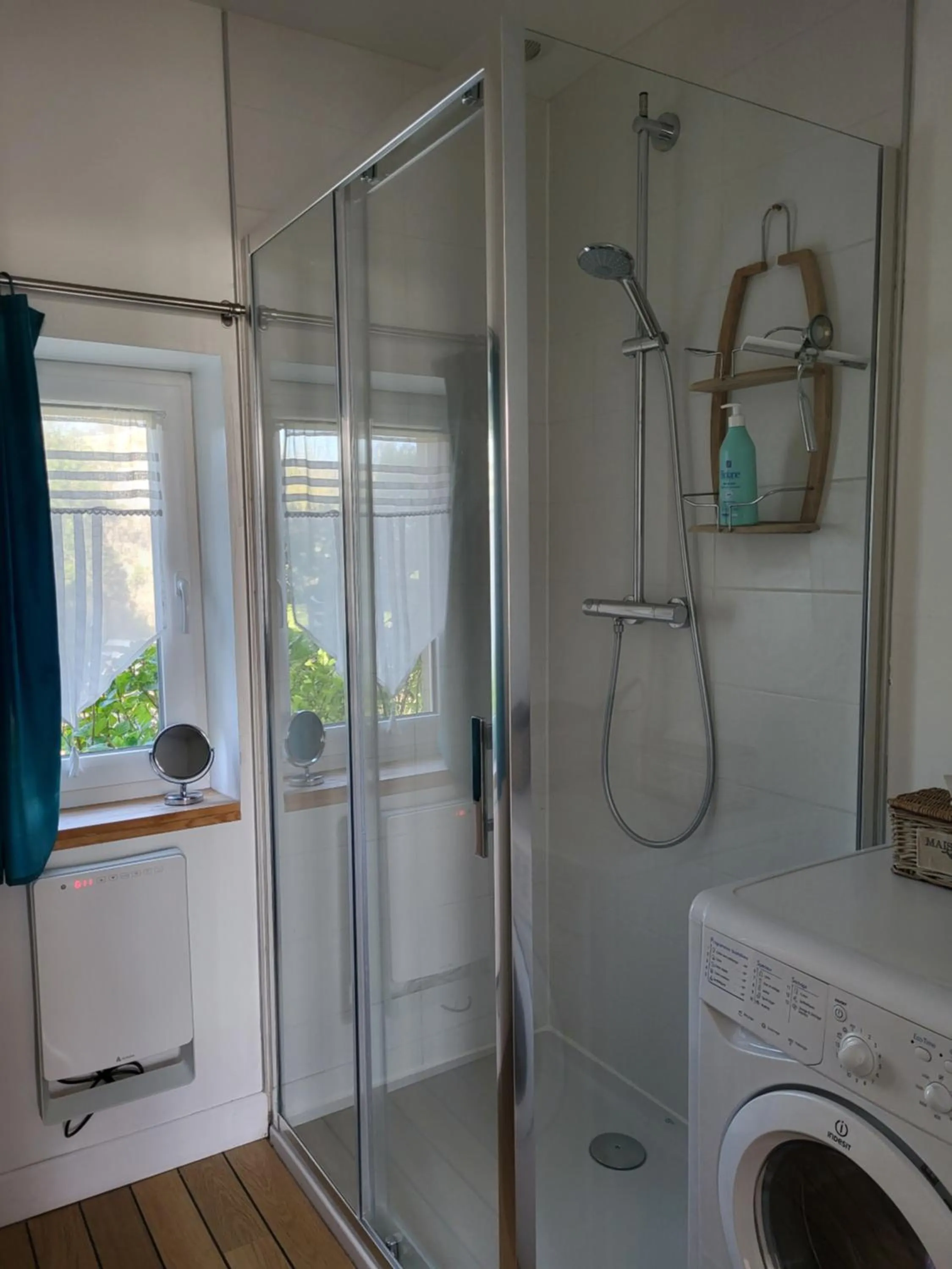 Bathroom in Les Lilas de Bellefontaine