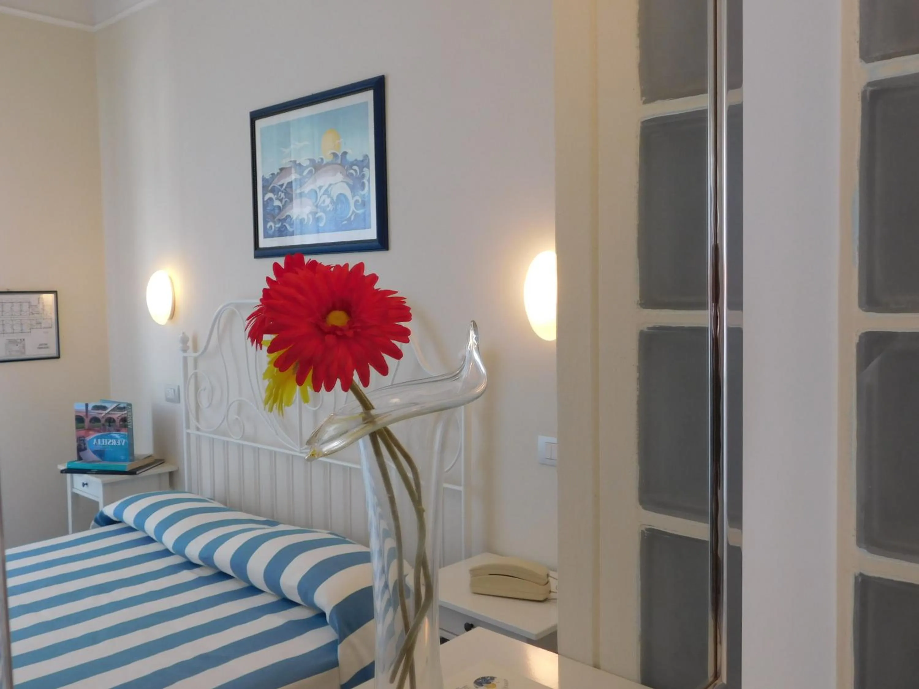 Bedroom, Bed in Hotel Oceano