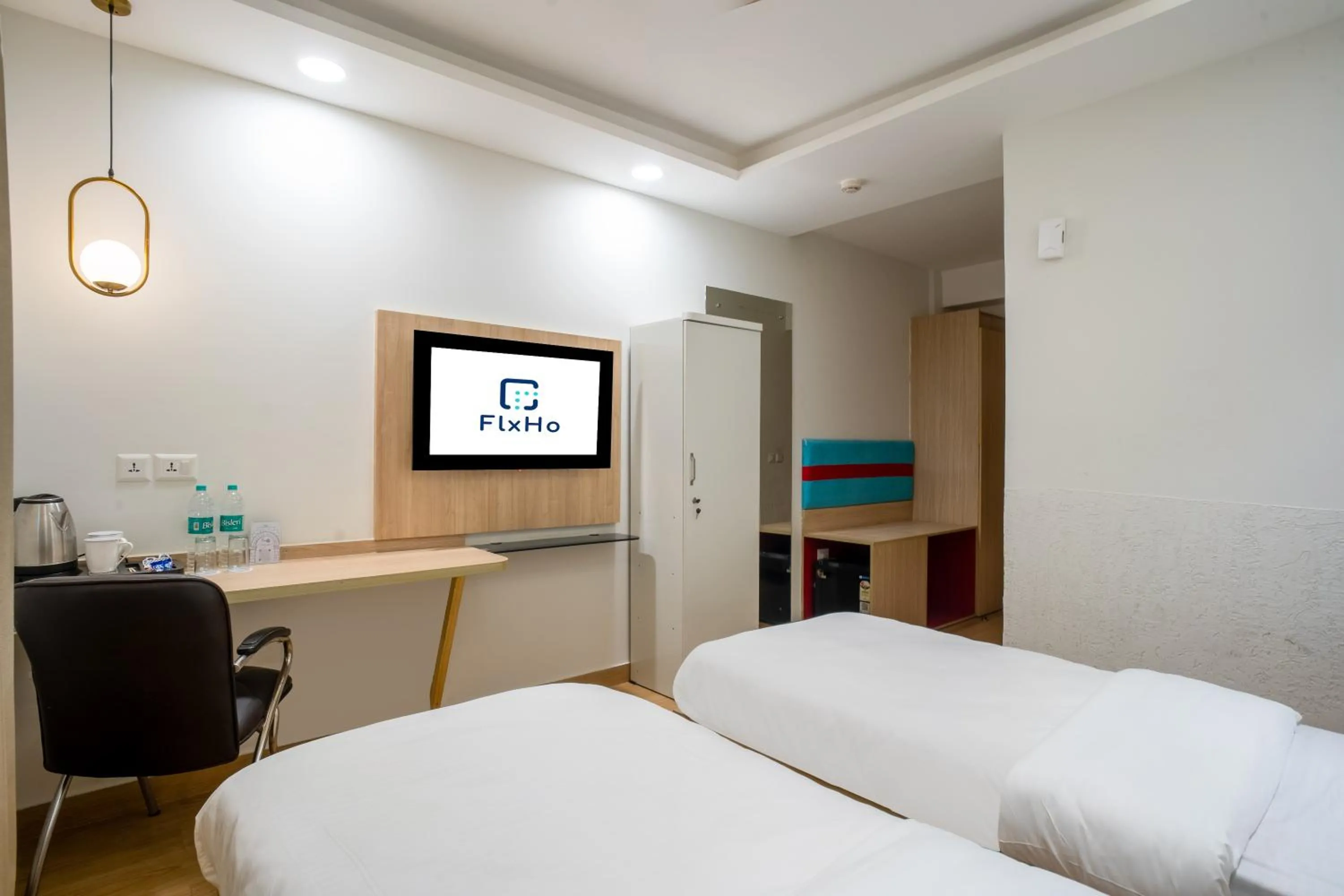 Bed in The Hoften FlxHo Cyber One, Cyber City, Gurugram
