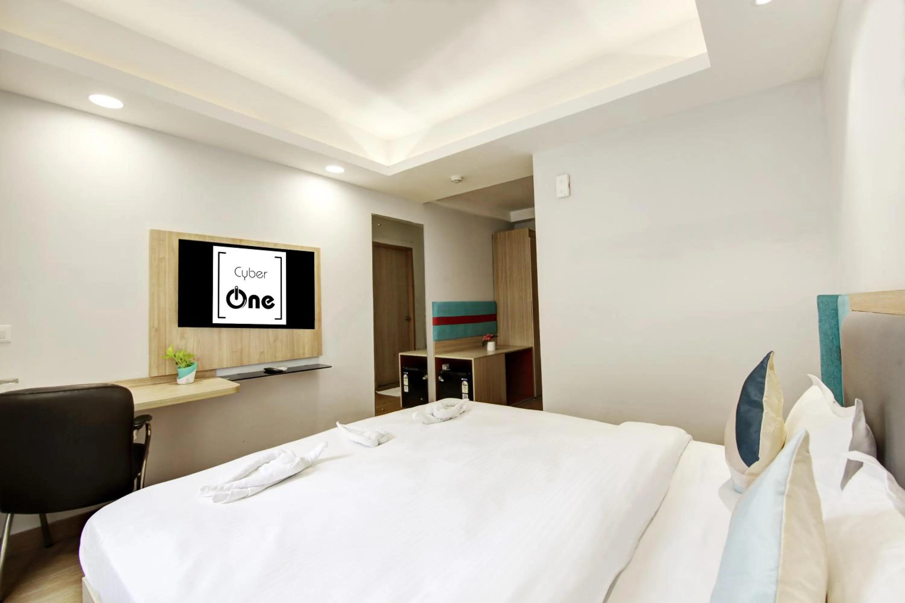 Communal lounge/ TV room, Bed in The Hoften FlxHo Cyber One, Cyber City, Gurugram