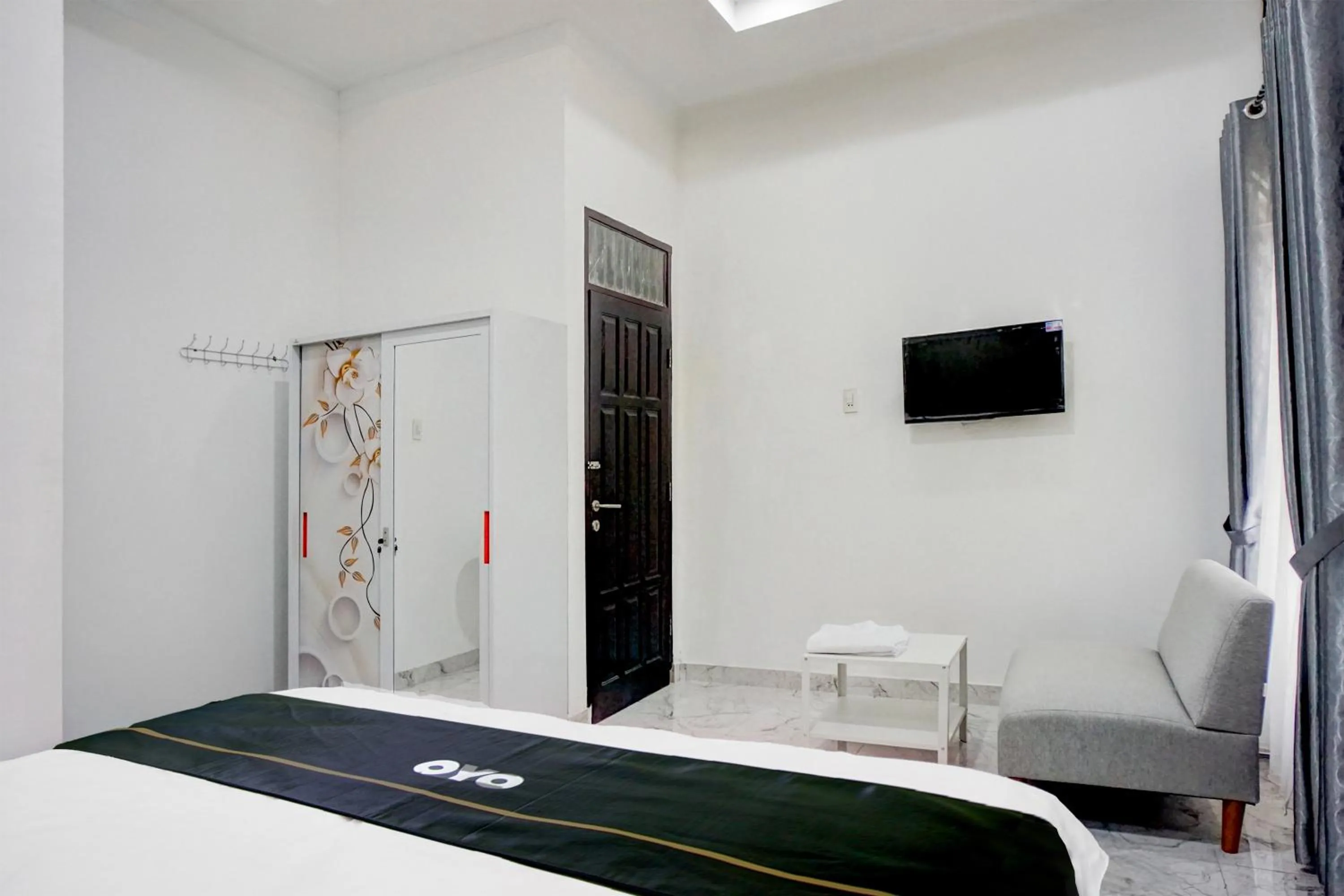 Bedroom, Bed in Hotel O Sm Raja Guest House