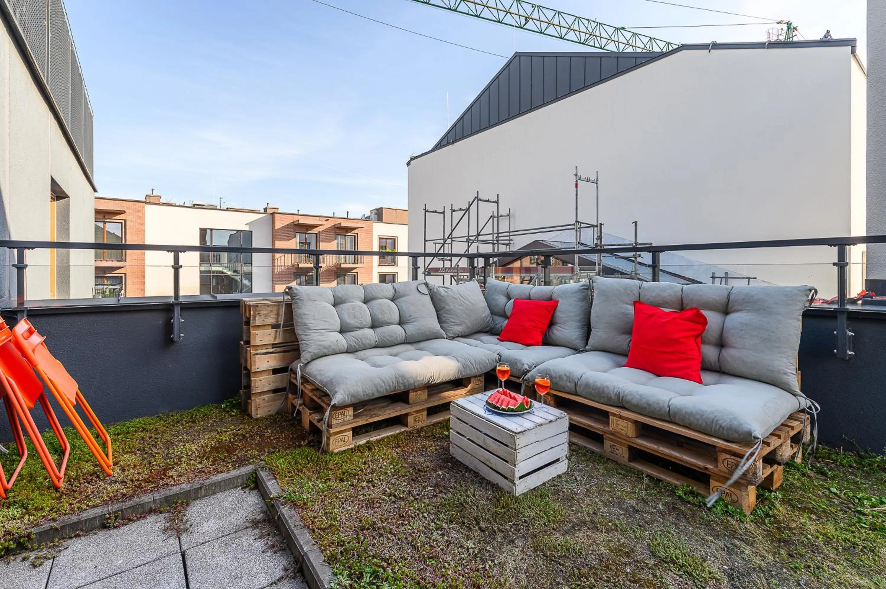 Day in Lumina 3-room apart with large terrace