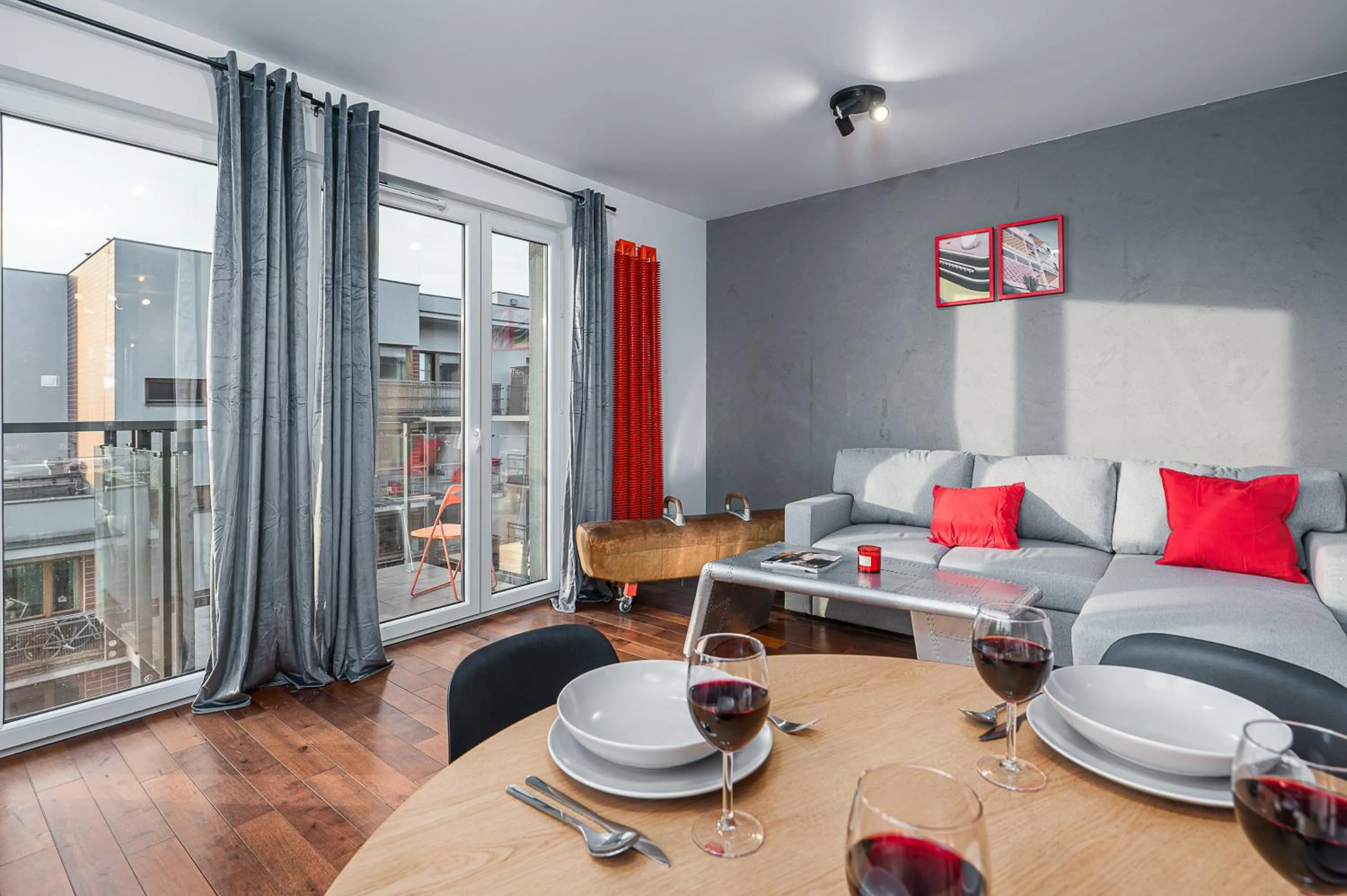 Living room in Lumina 3-room apart with large terrace