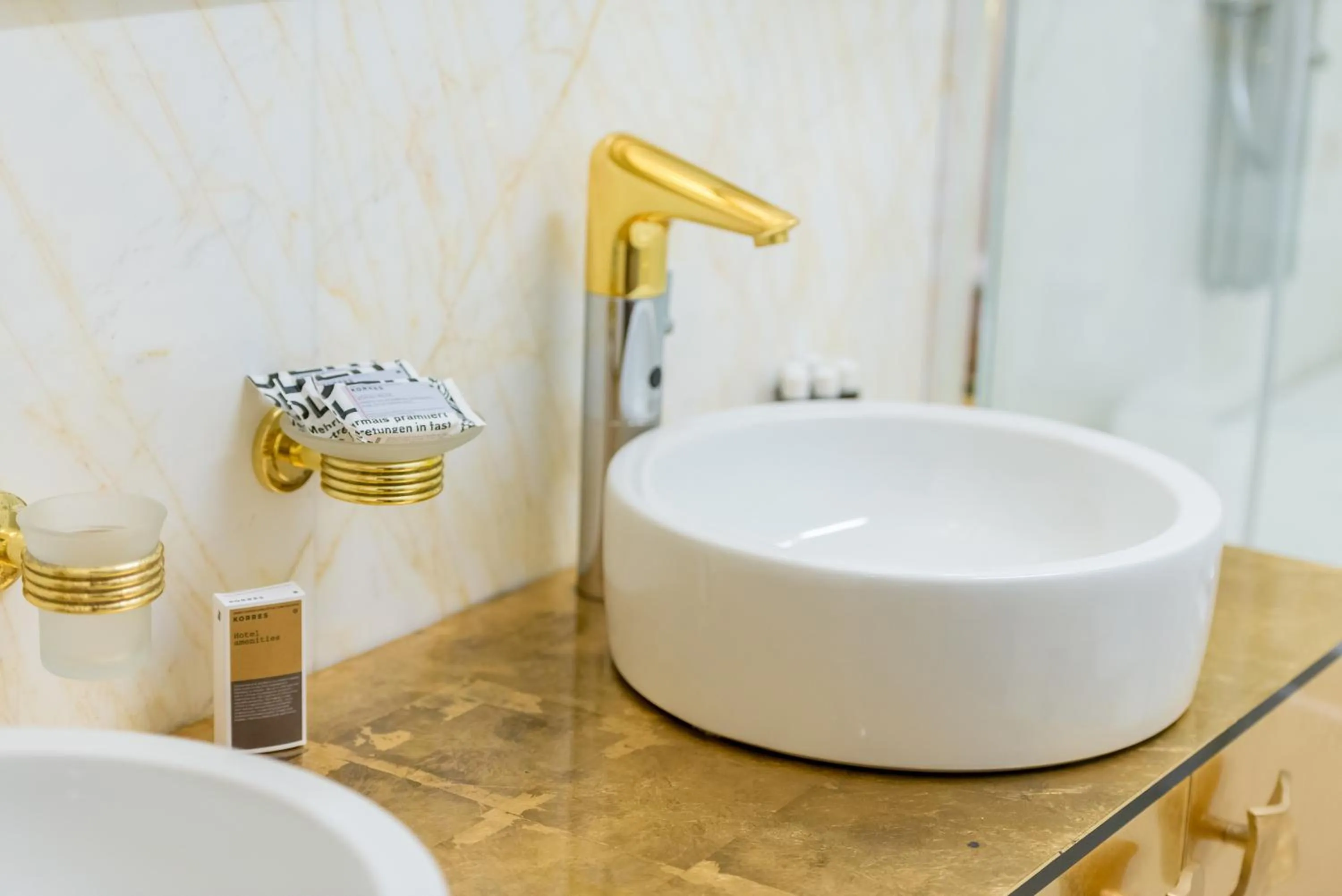 Bathroom in Fiscardonna Luxury Suites