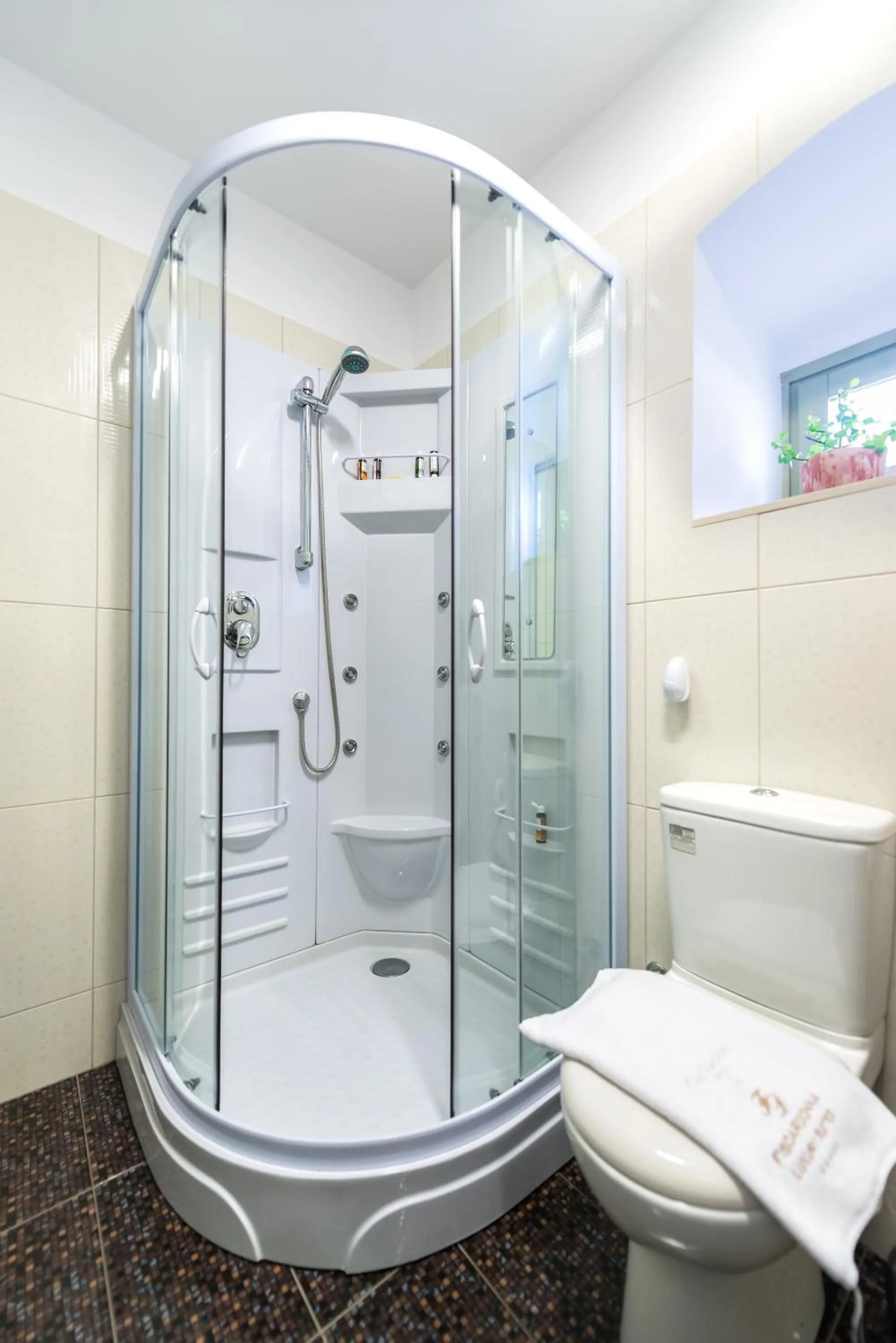 Shower in Fiscardonna Luxury Suites