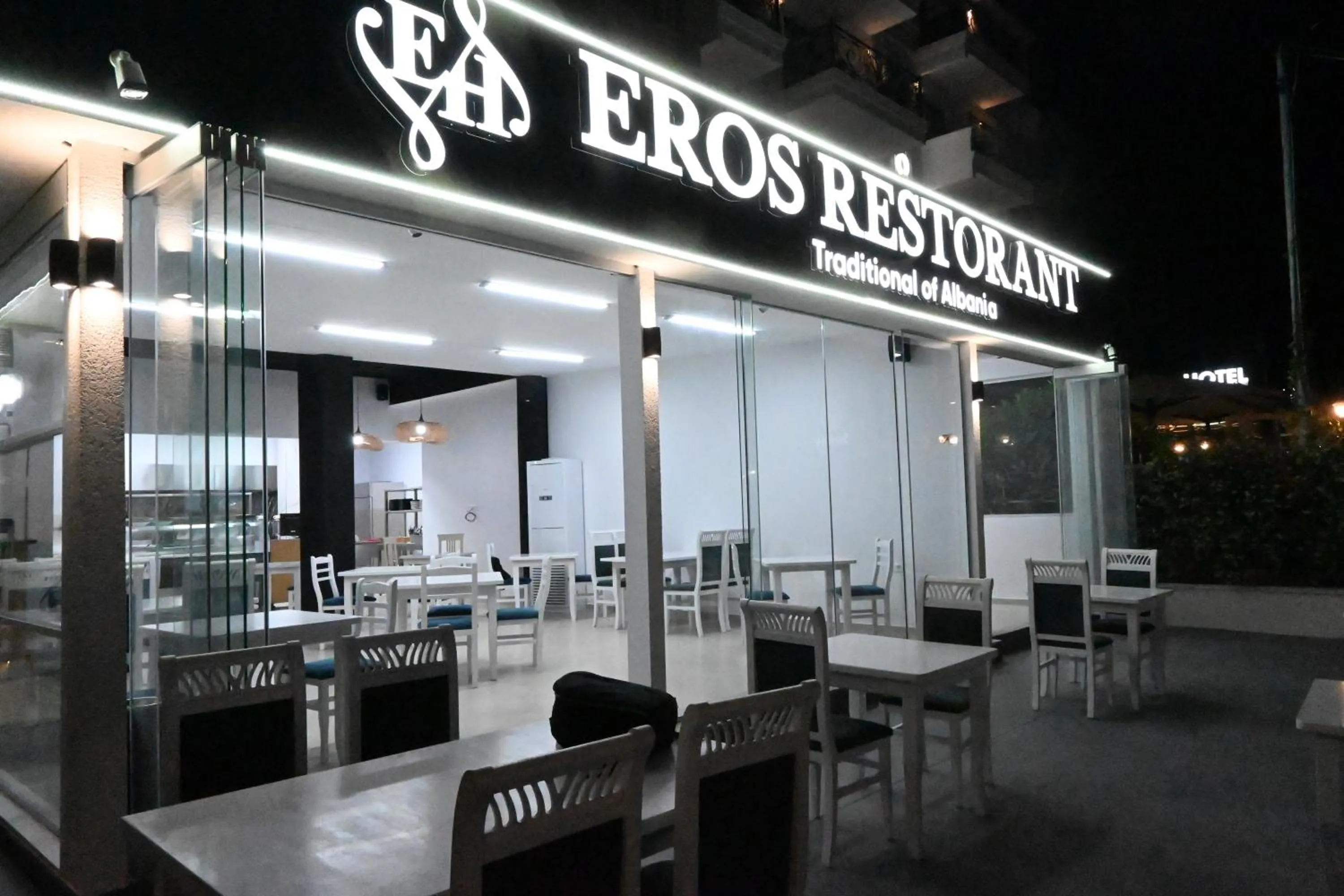 Restaurant/places to eat in EROS HOTEL Ksamil
