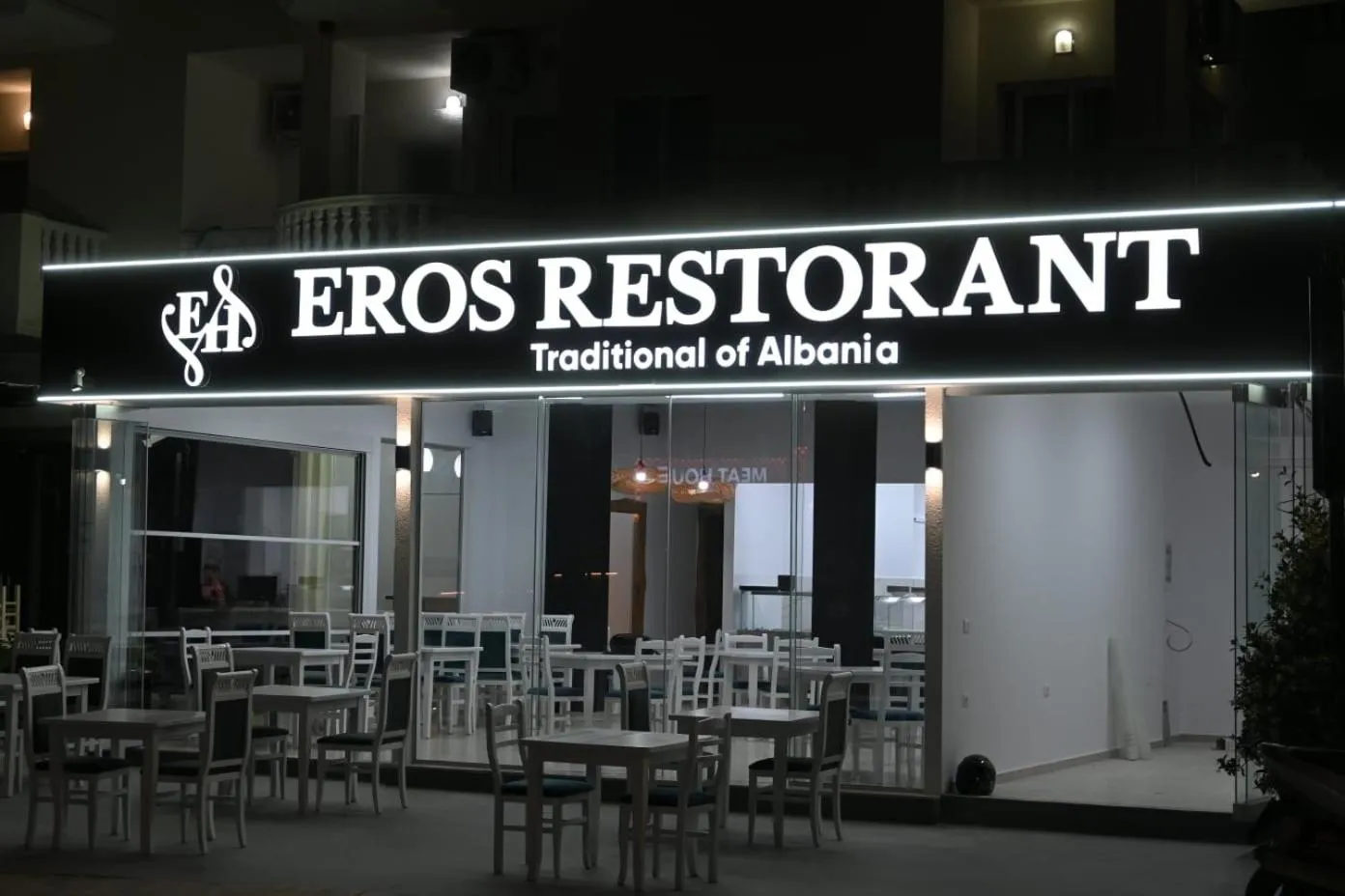 Restaurant/places to eat in EROS HOTEL Ksamil