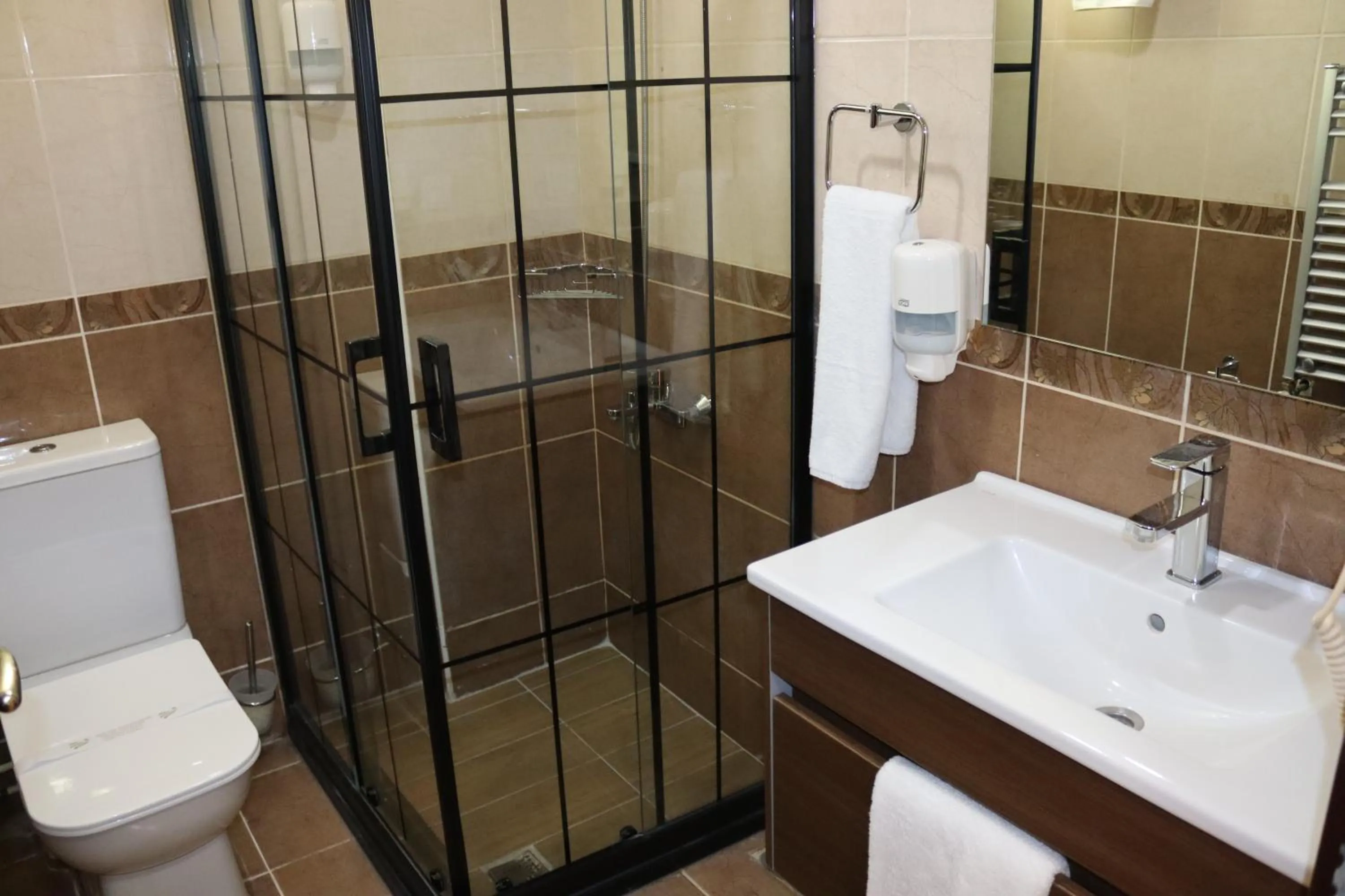 Bathroom in Nif Ankara Hotel