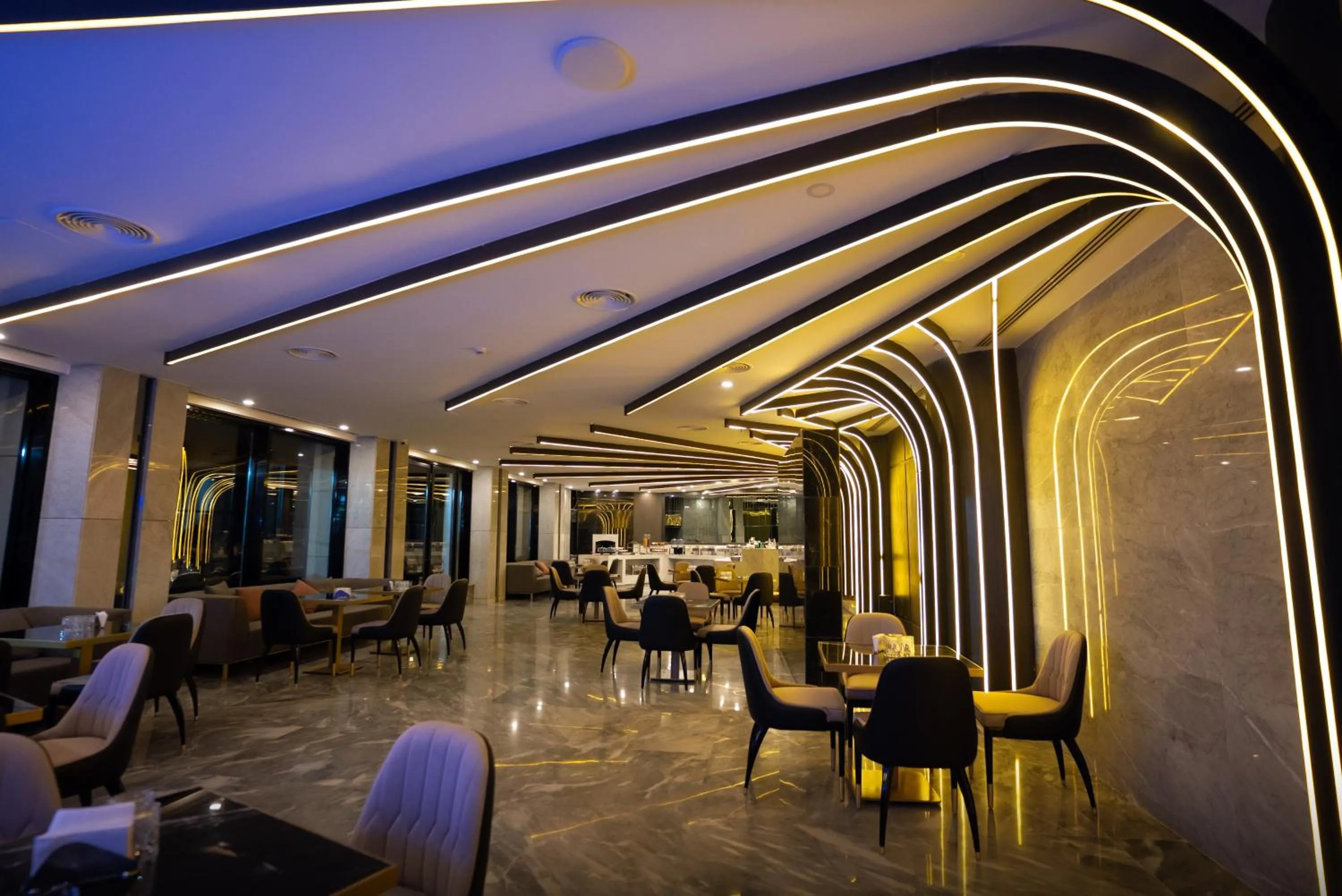 Restaurant/places to eat in The V Hotel
