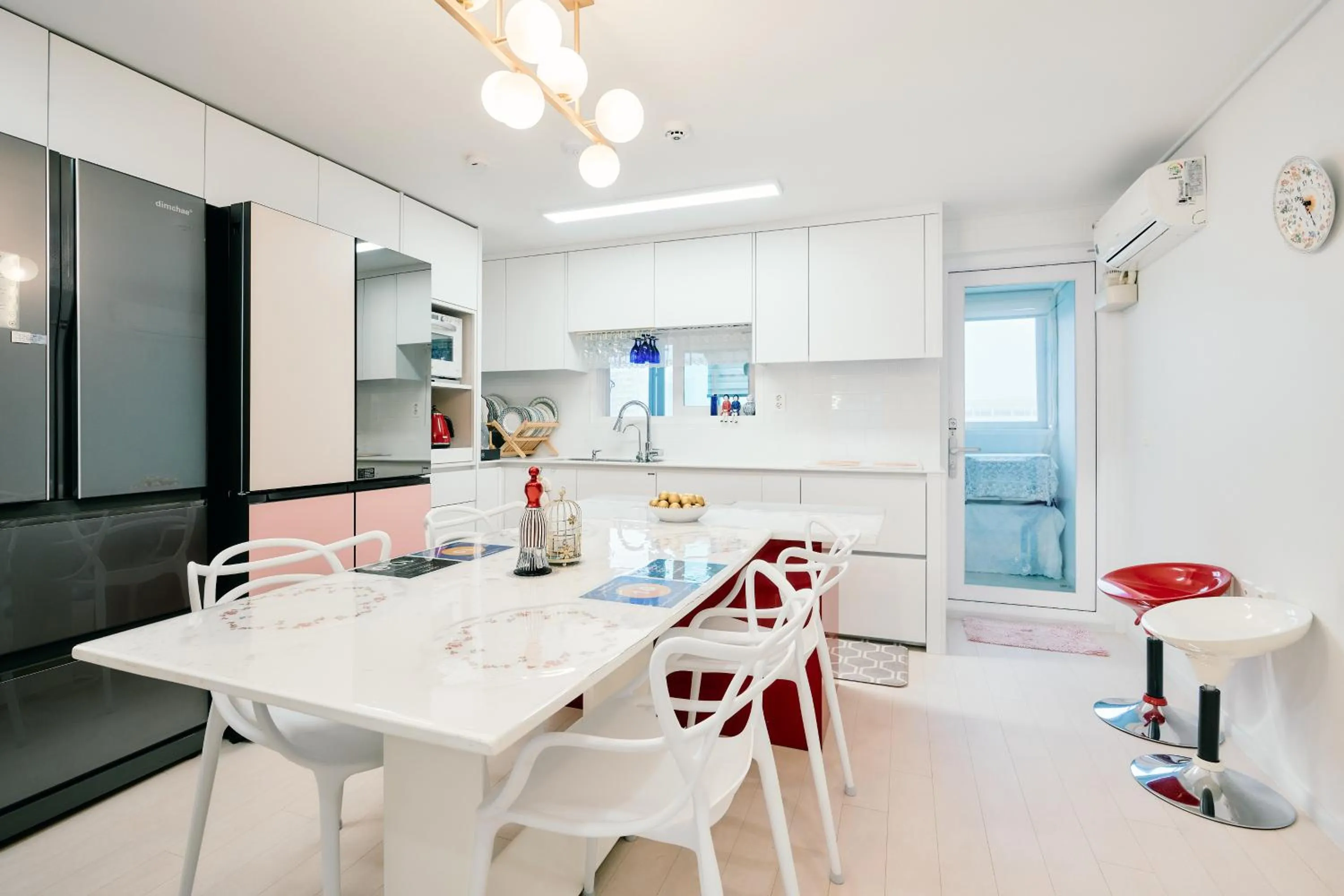 Coffee/tea facilities in Garosugil Homestay - Female Only