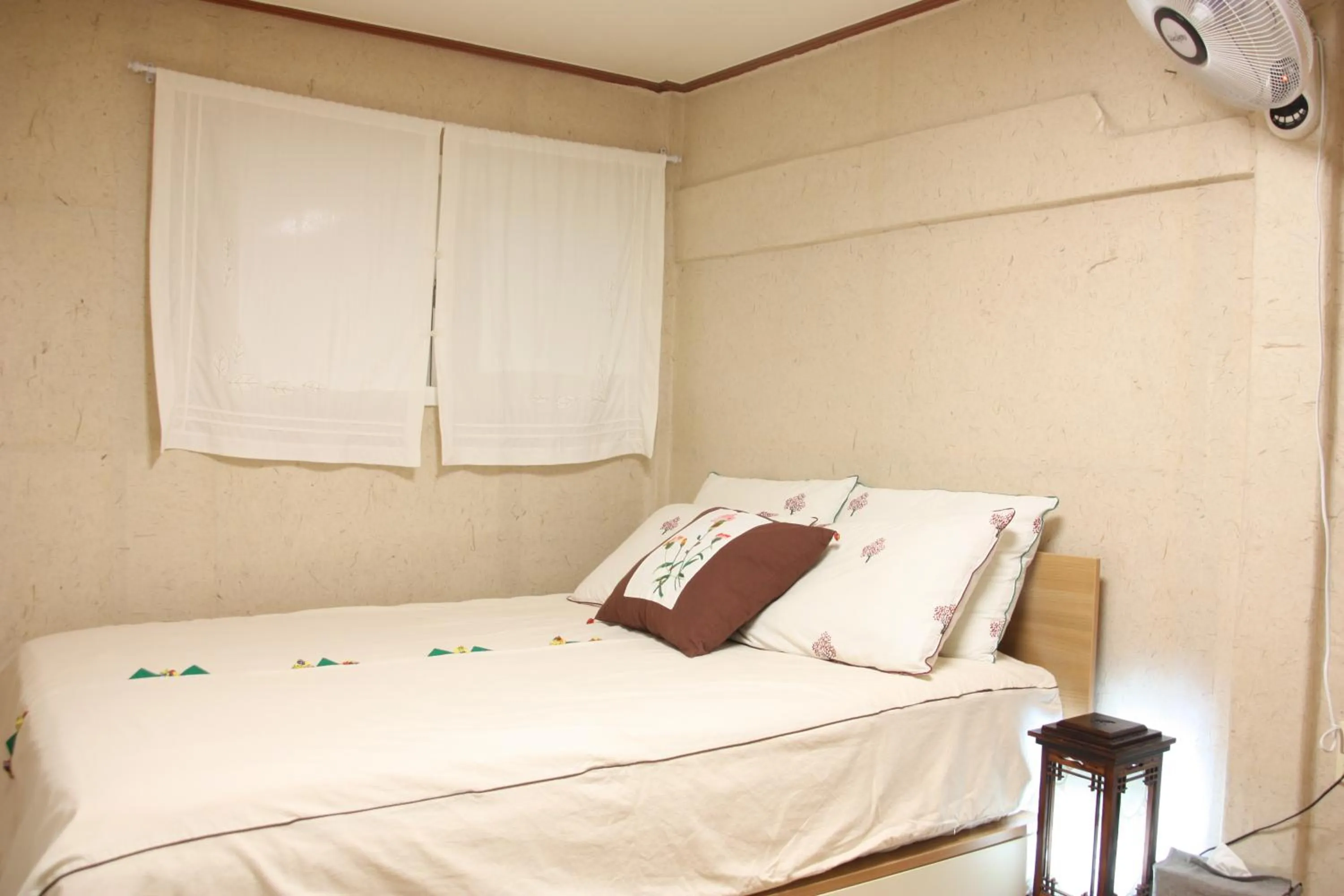 Bed in Lydia Craft Guesthouse