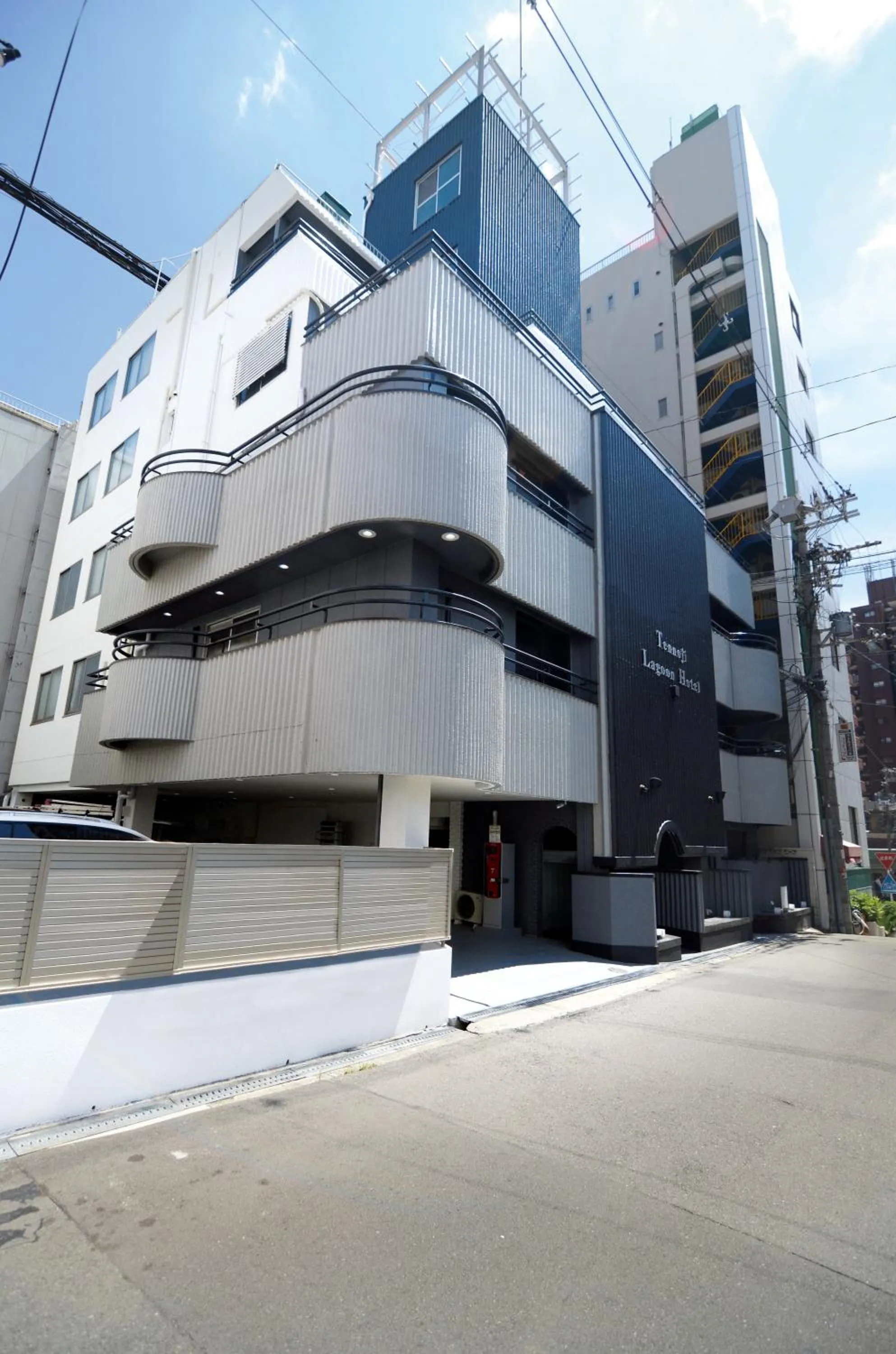 Facade/entrance in Tennoji Lagoon Hotel