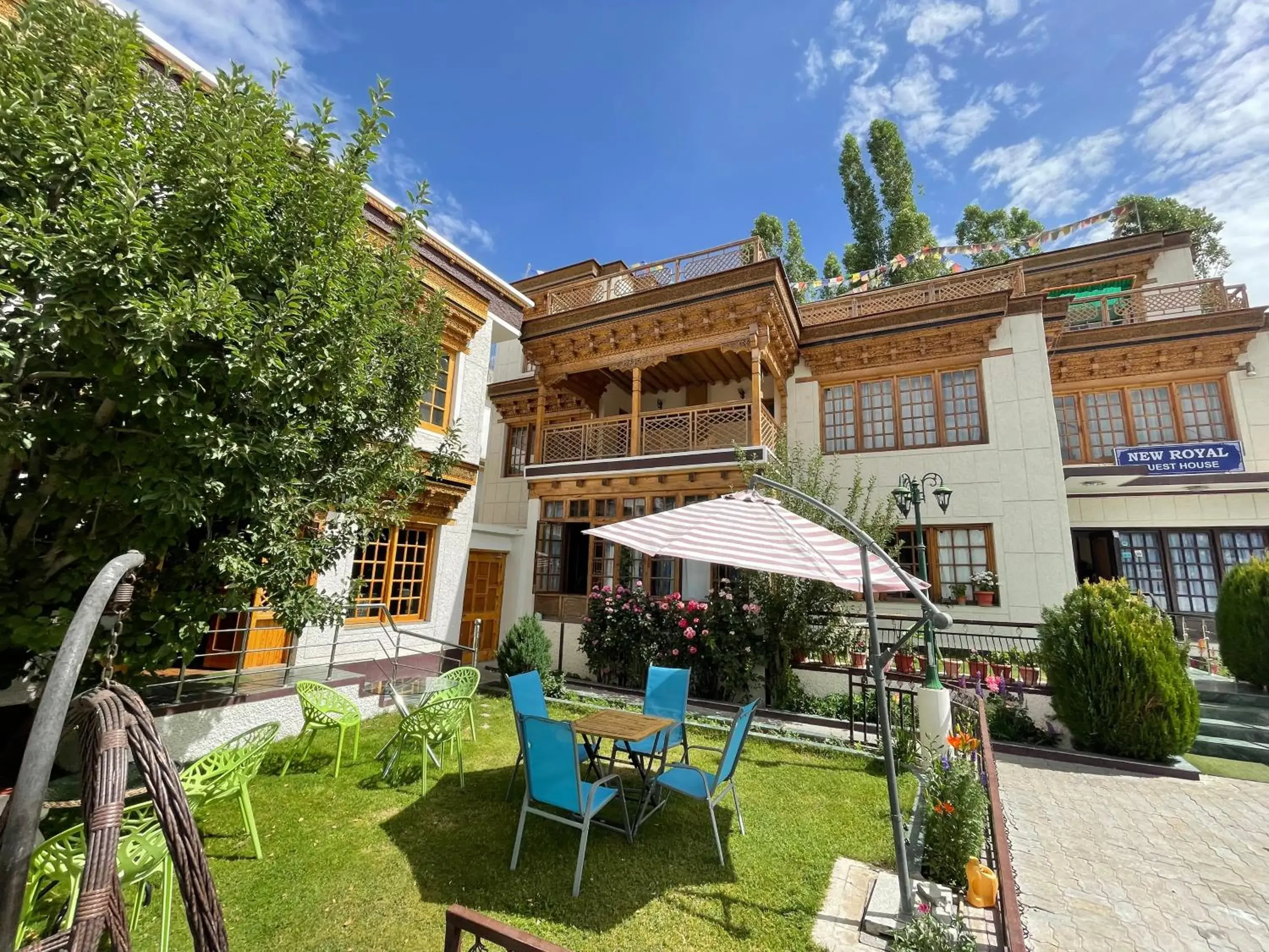 New Royal Guest House New Royal Guest House