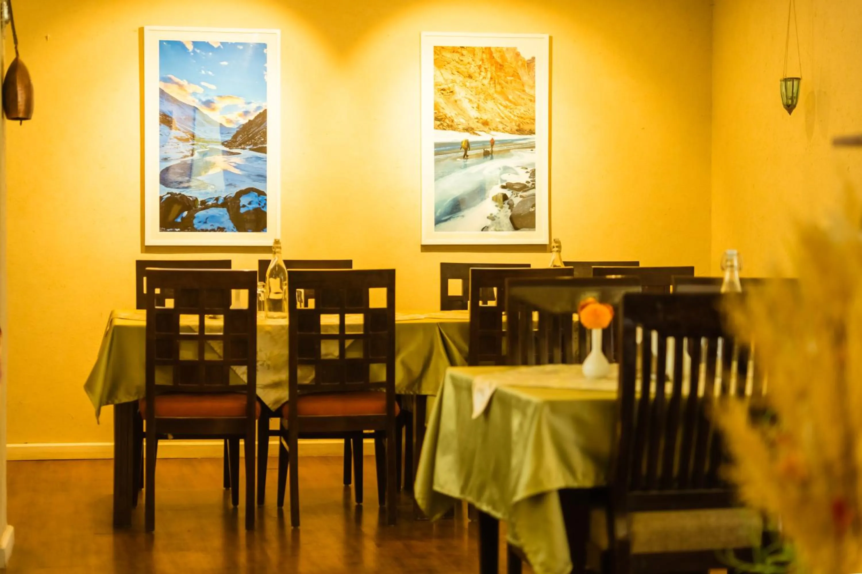 Restaurant/places to eat in The Saraha