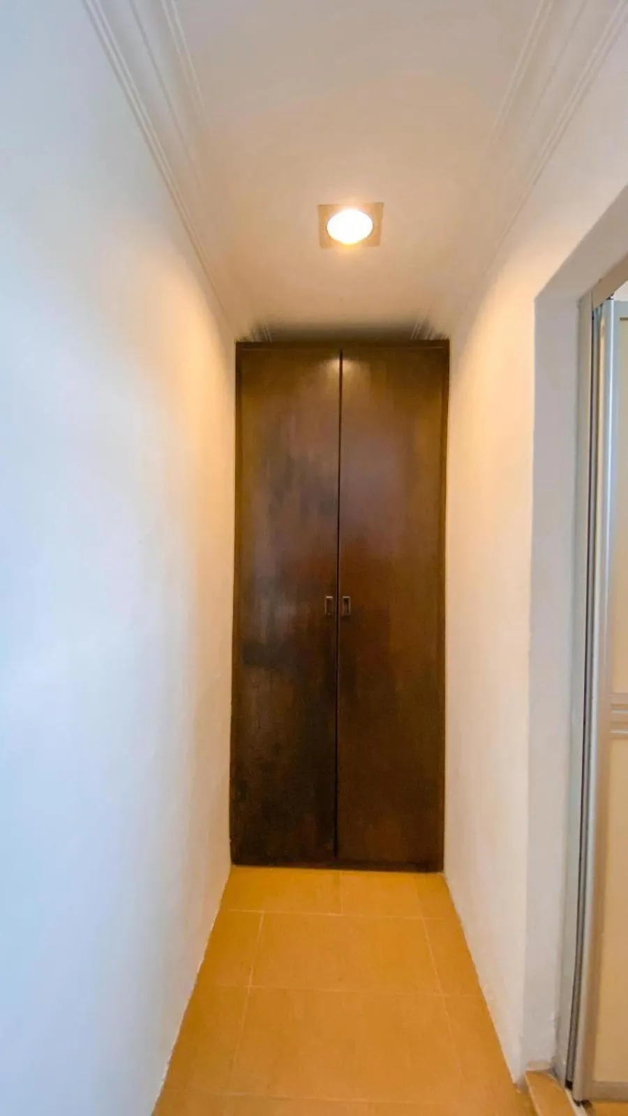 Queenspark Lovita Hotel