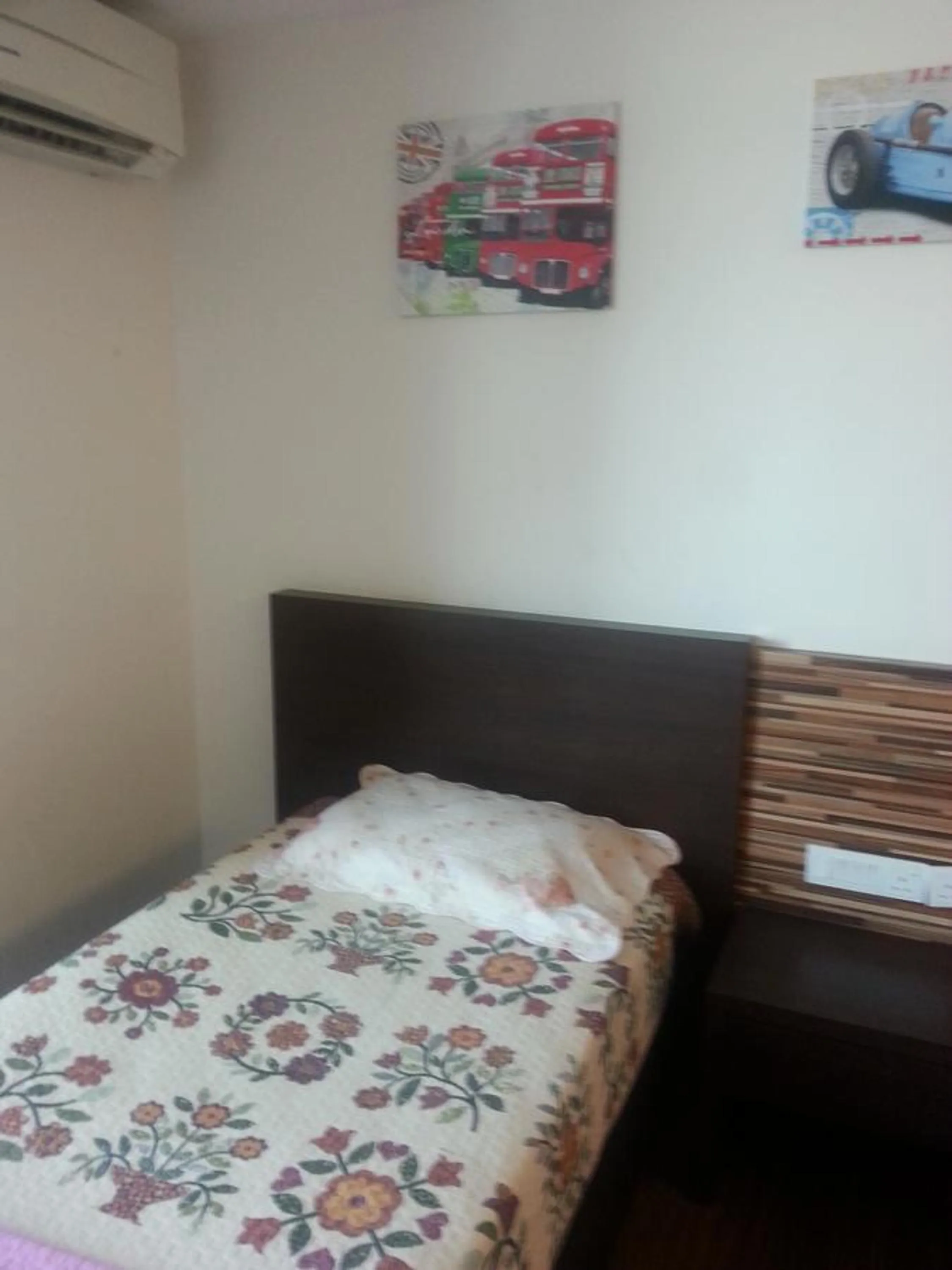 Bed in Best Studio Guest House